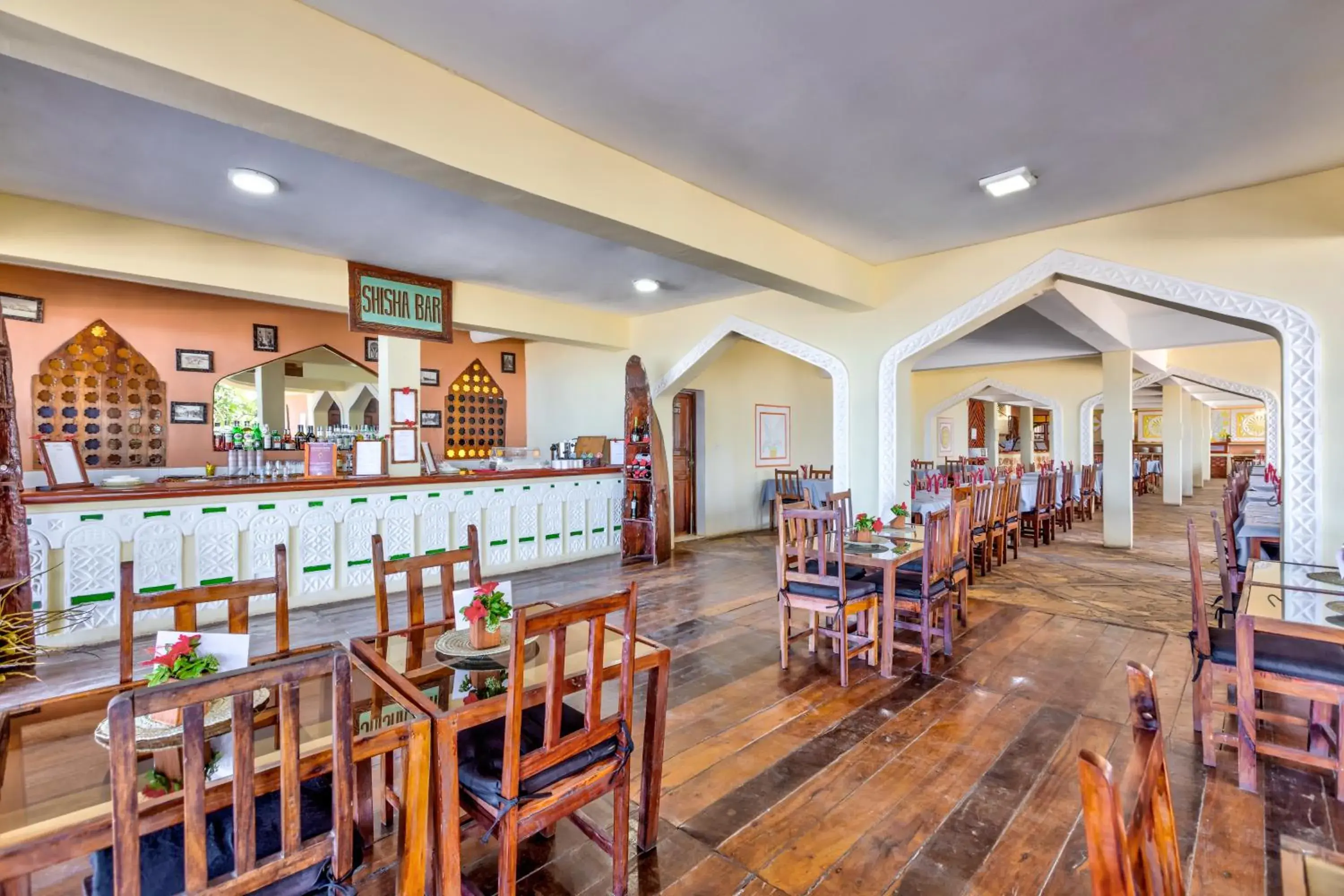 Restaurant/places to eat in AHG Waridi Beach Resort & SPA Restaurant/places to eat in AHG Waridi Beach Resort & SPA