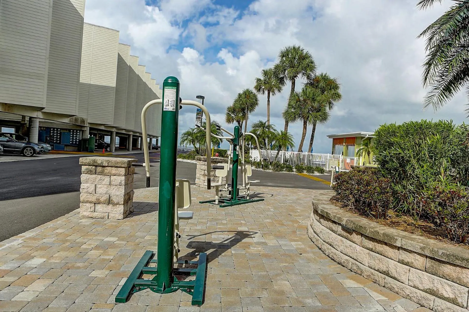 Children play ground in 441-Waterfront, Amazing Views, WIFI, Pool and close to BUCS Stadium