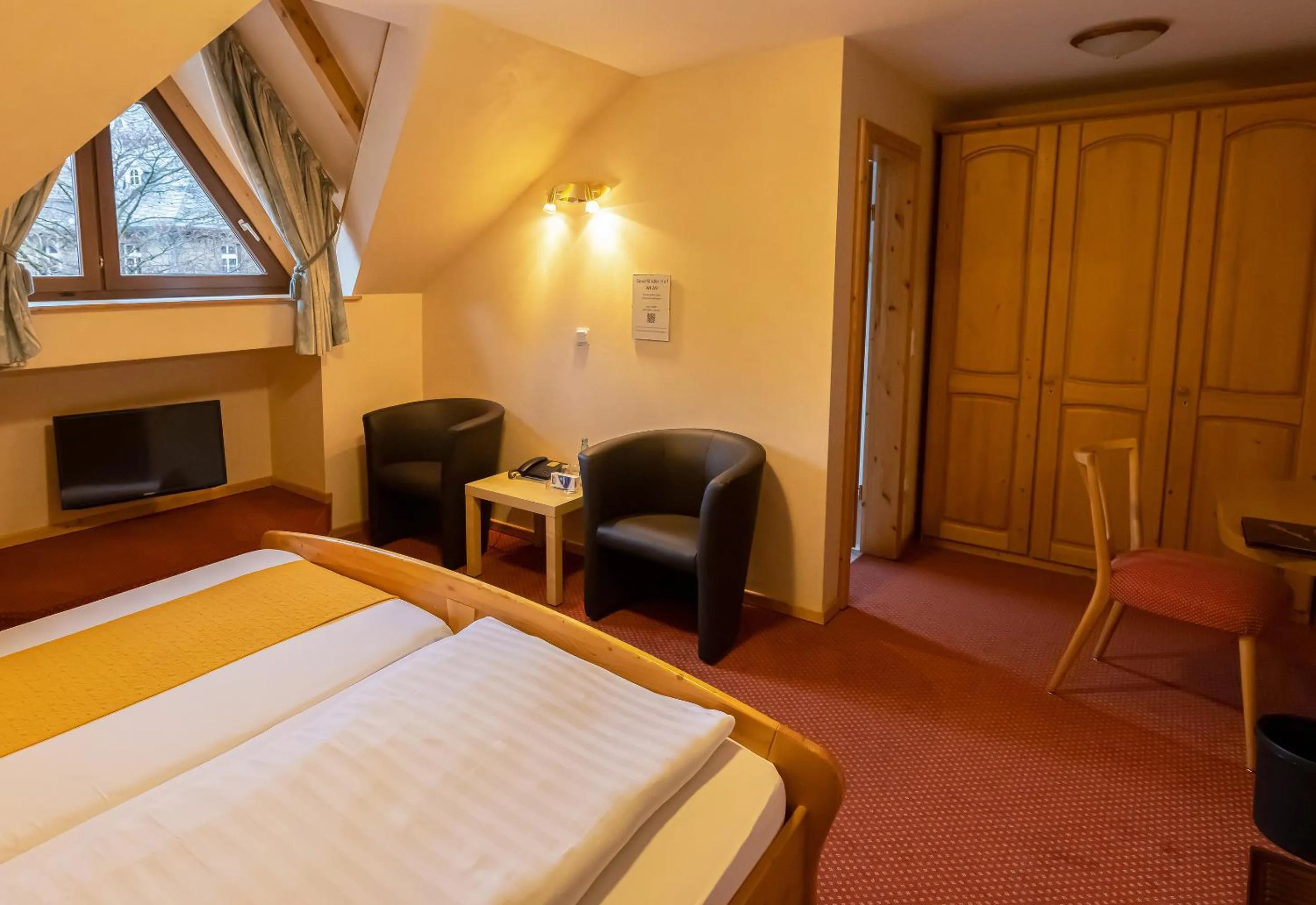 Photo of the whole room, Bed in Hotel Sauerländer Hof