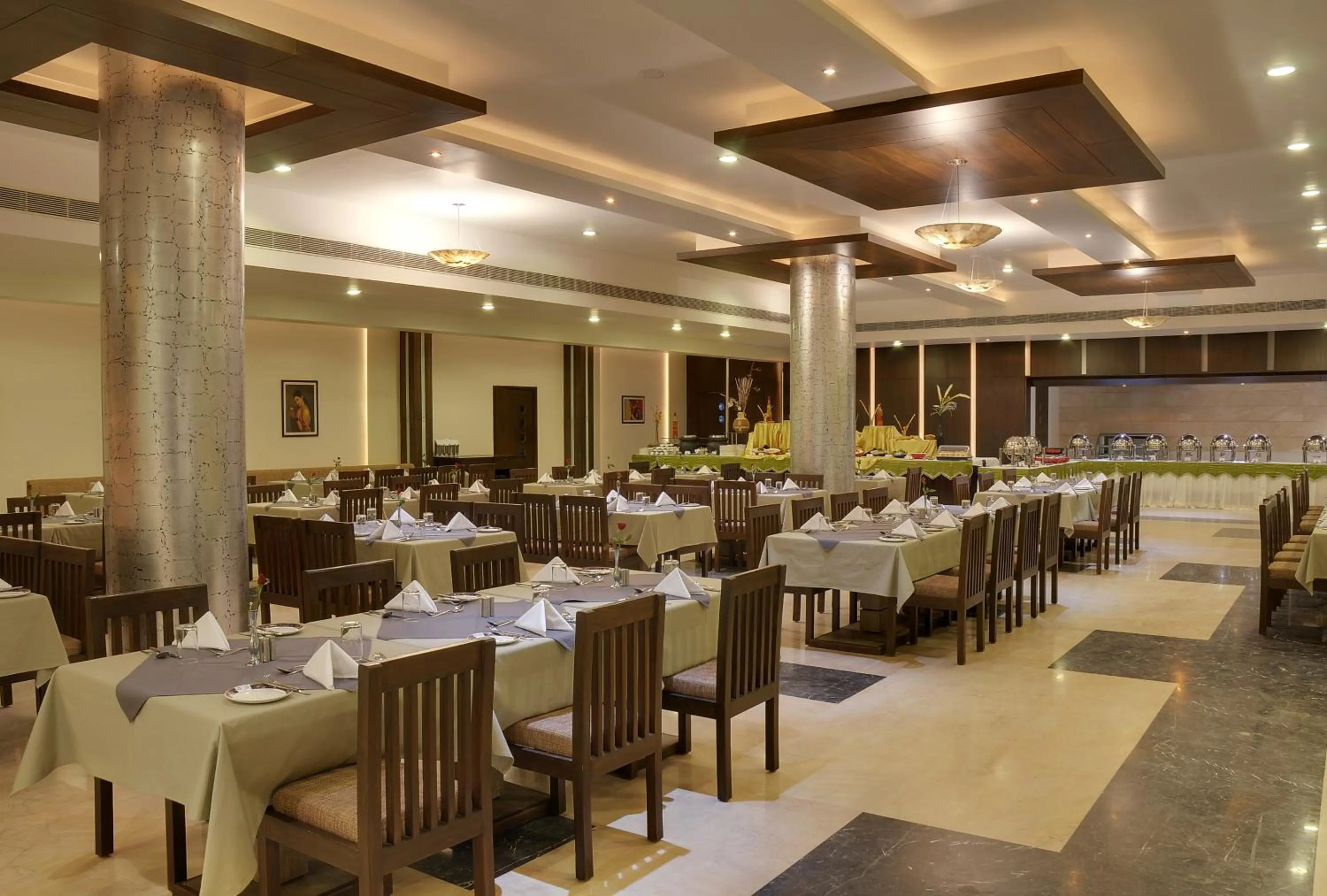 Restaurant/places to eat in Inder Residency Resort & Spa Udaipur