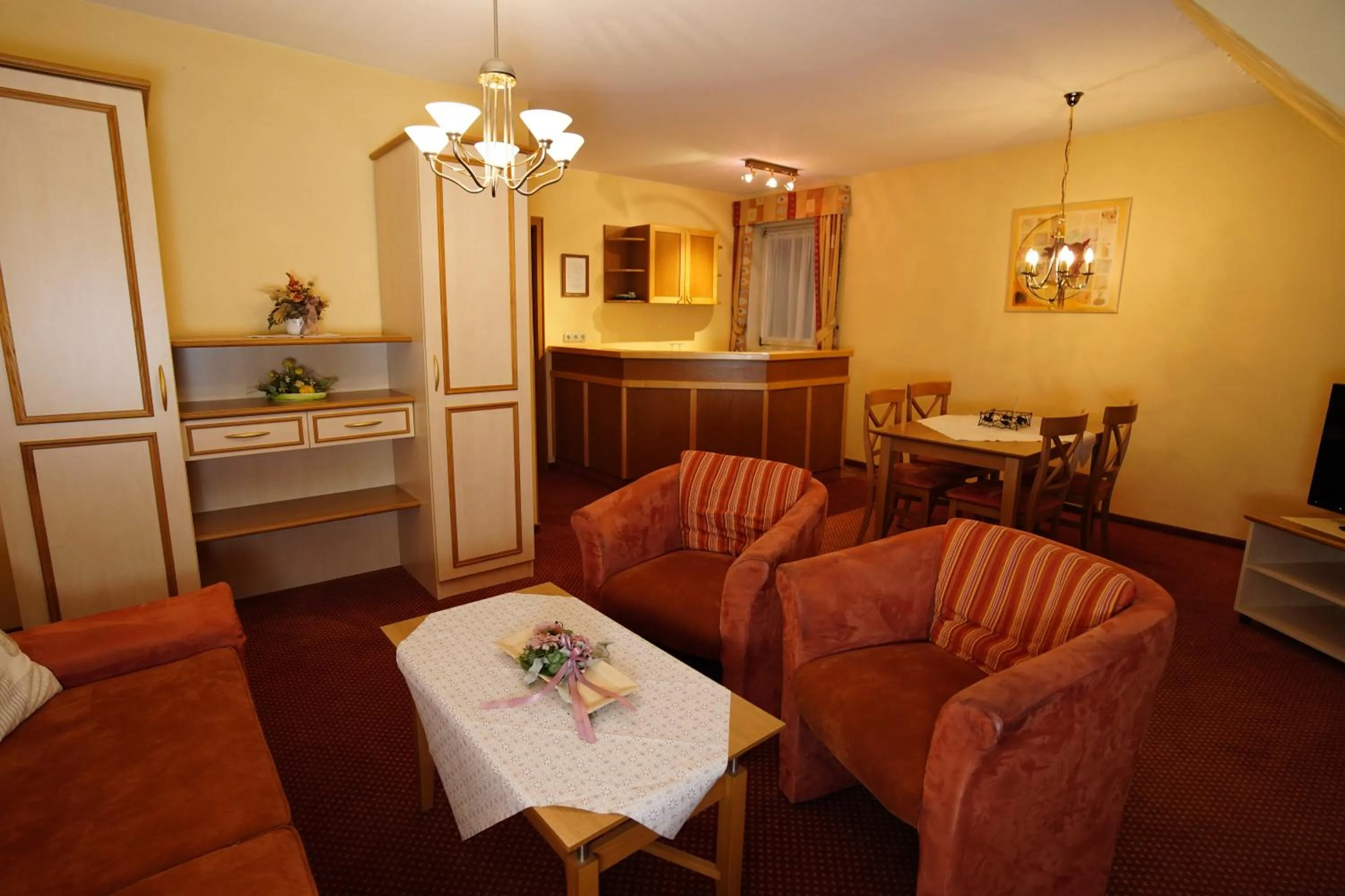 Family in Hotel Central