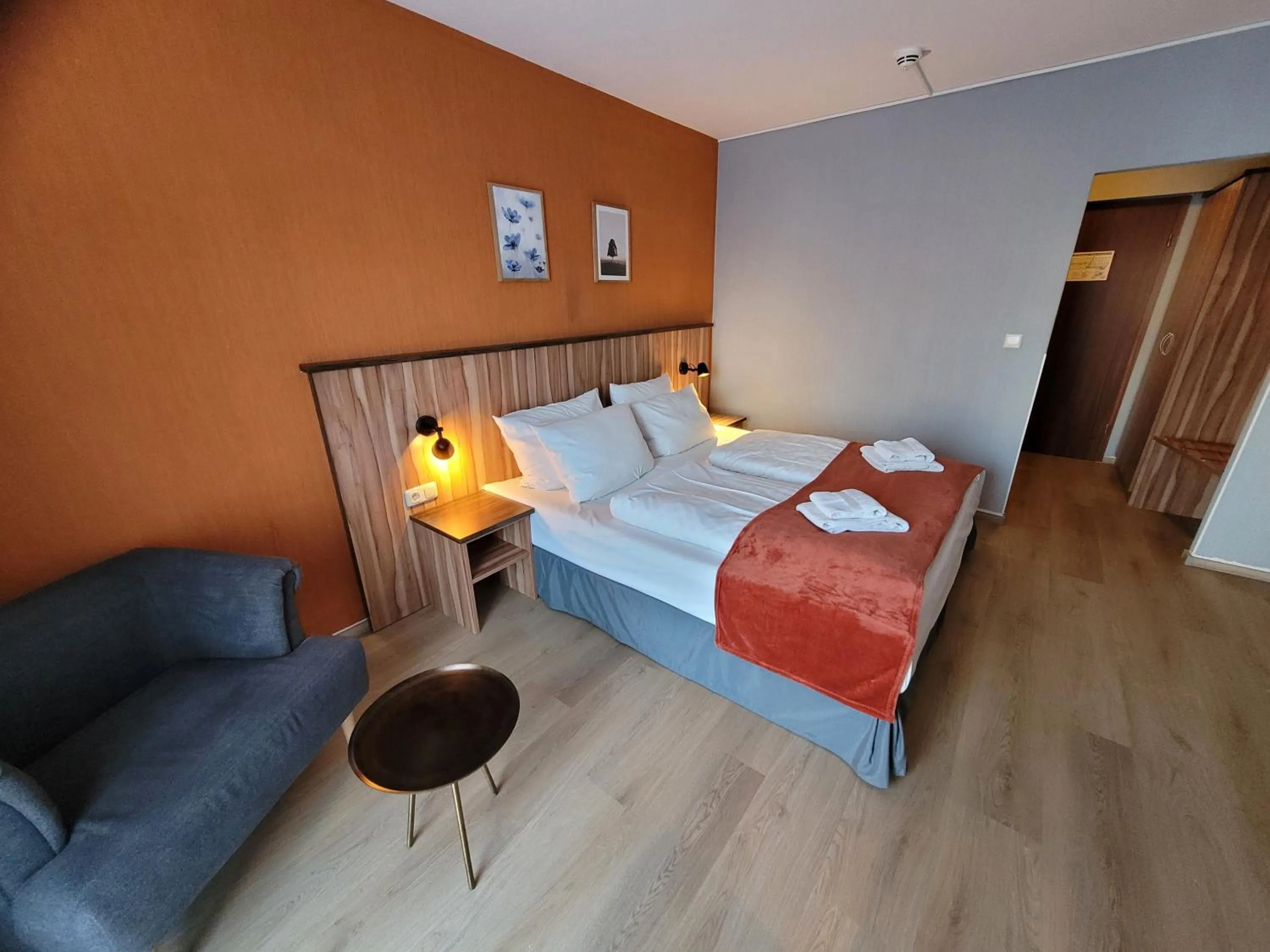 Bed in City Hotel Meckenheim