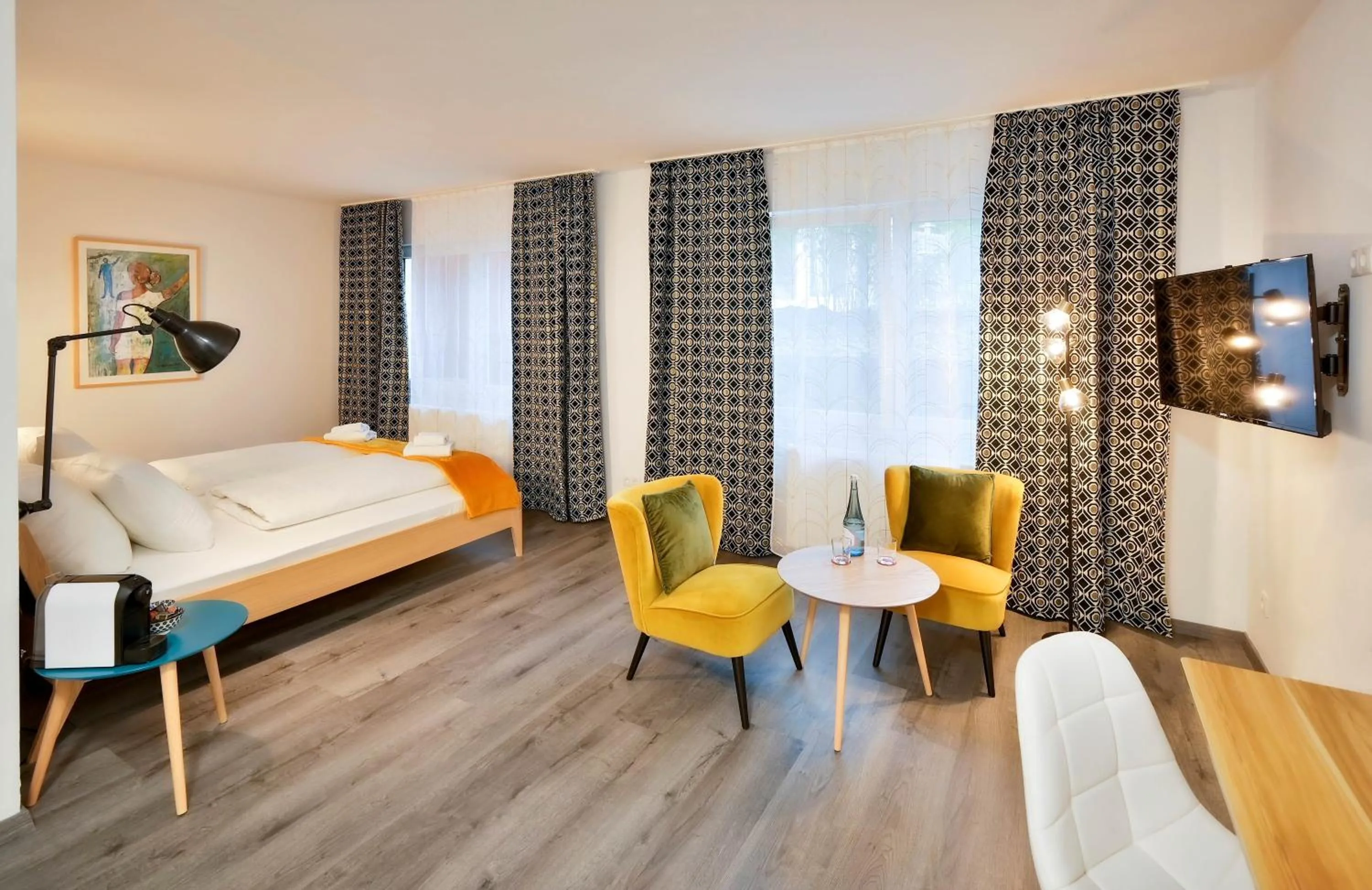 Bed in City Hotel Meckenheim