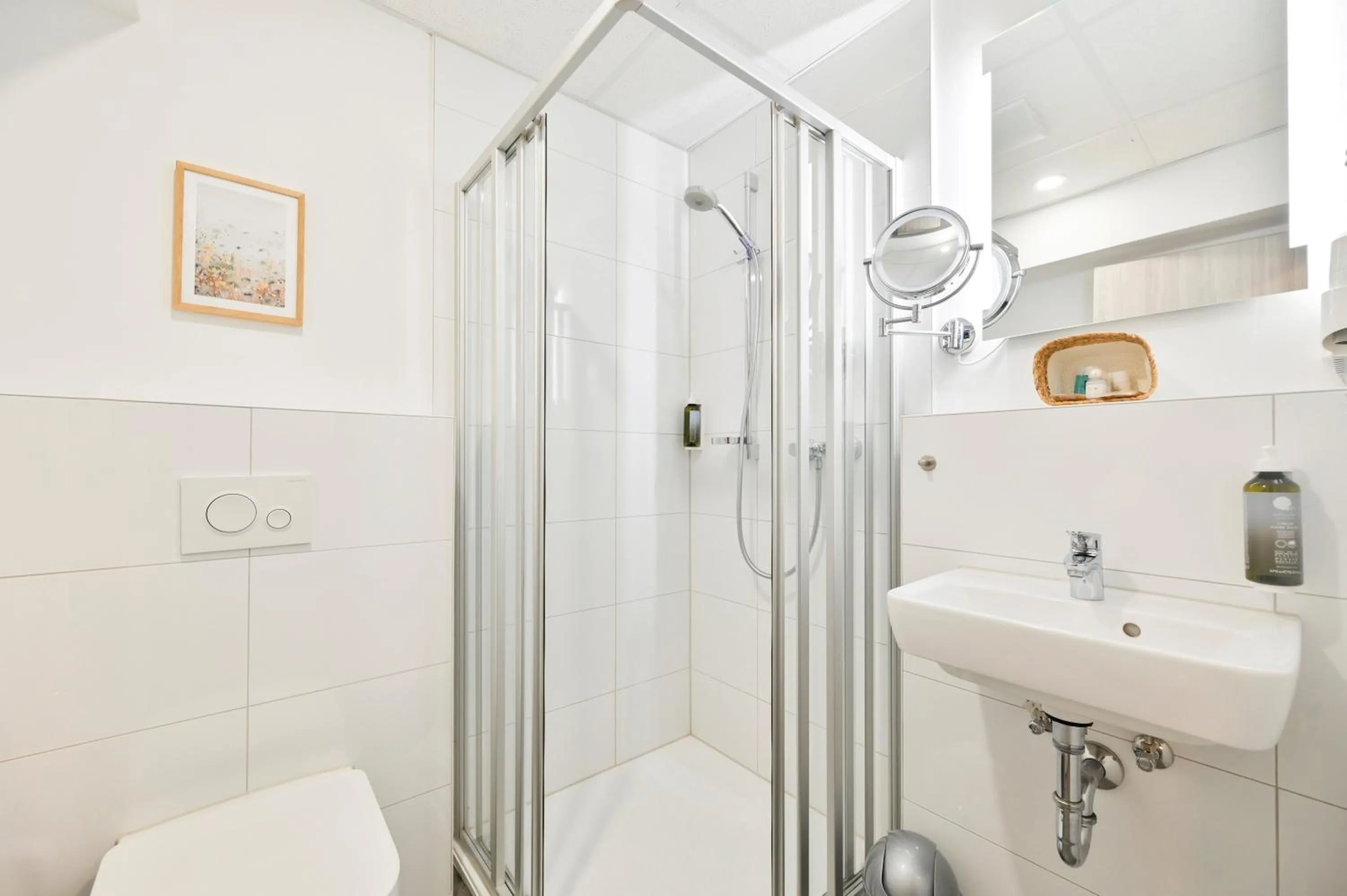 Shower in City Hotel Meckenheim