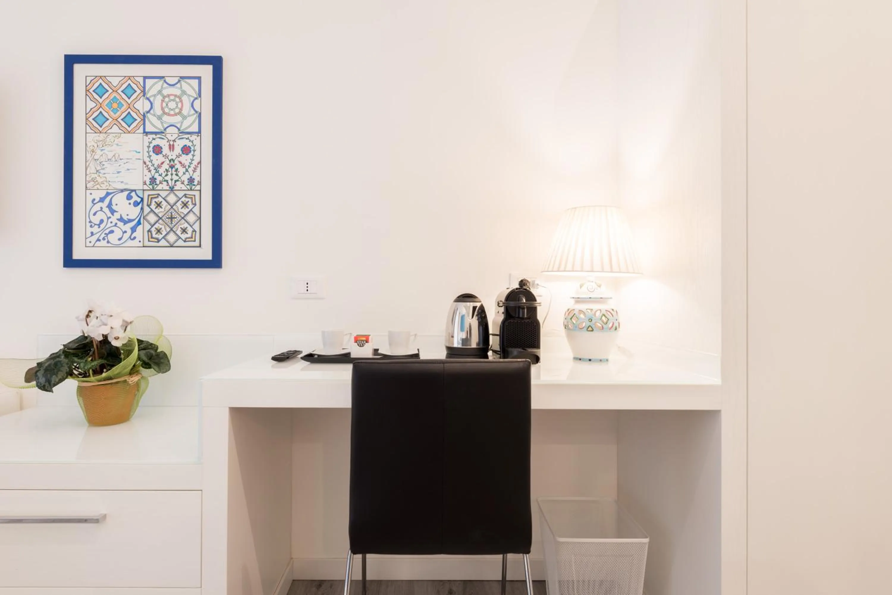 Coffee/tea facilities in Napoliving