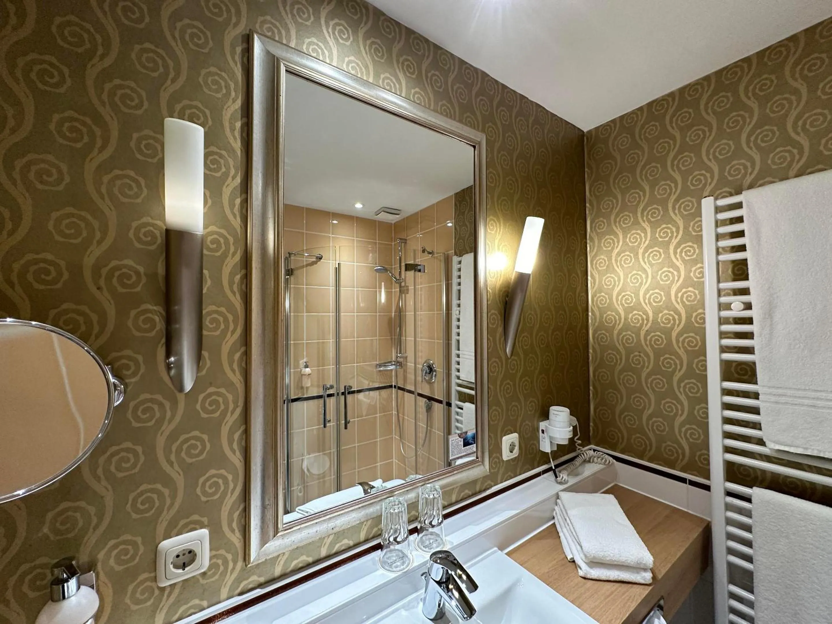 Shower in Köhlers Forsthaus Wellness & Genuss Hotel