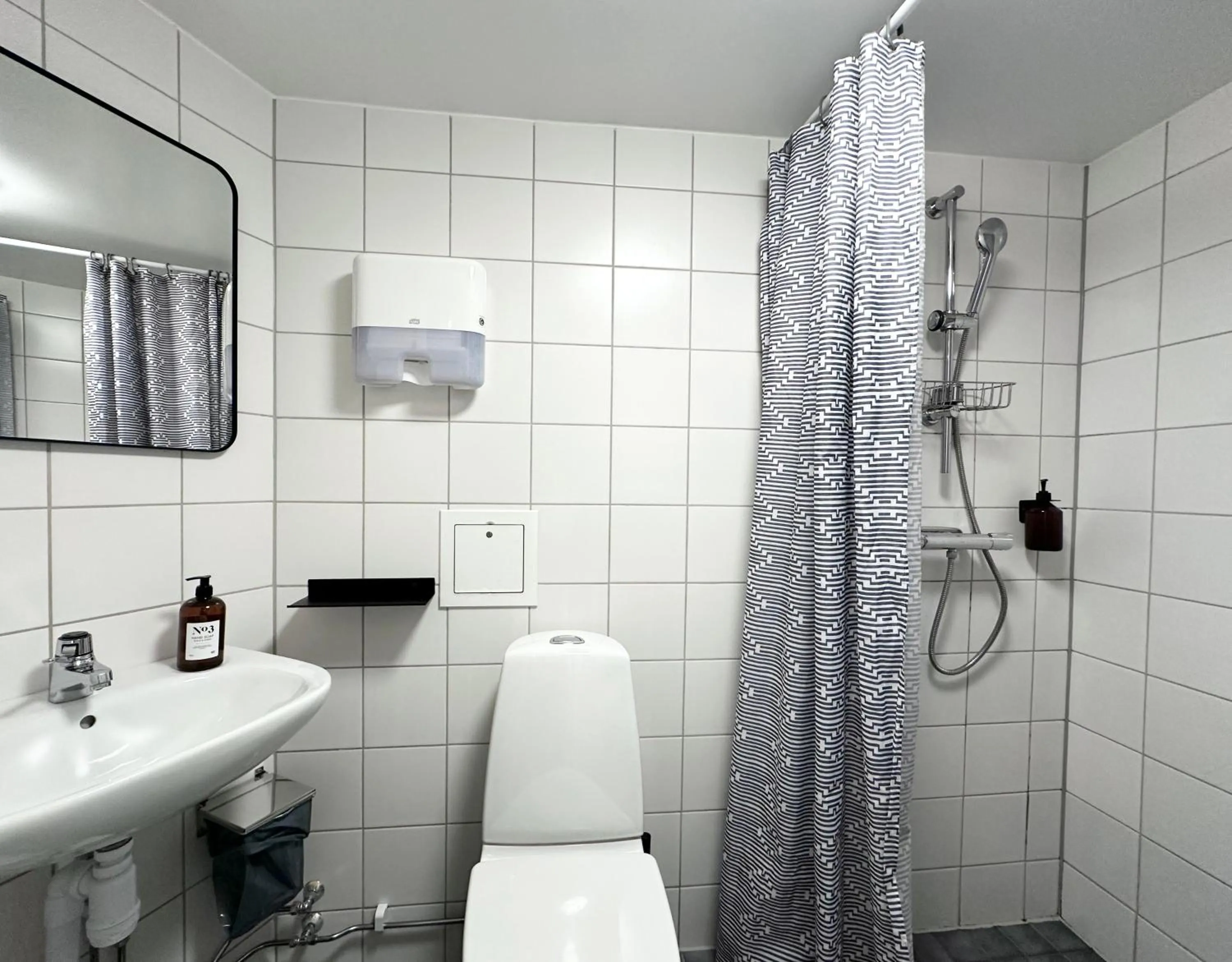 Toilet in Linnéplatsens Hotell & Vandrarhem