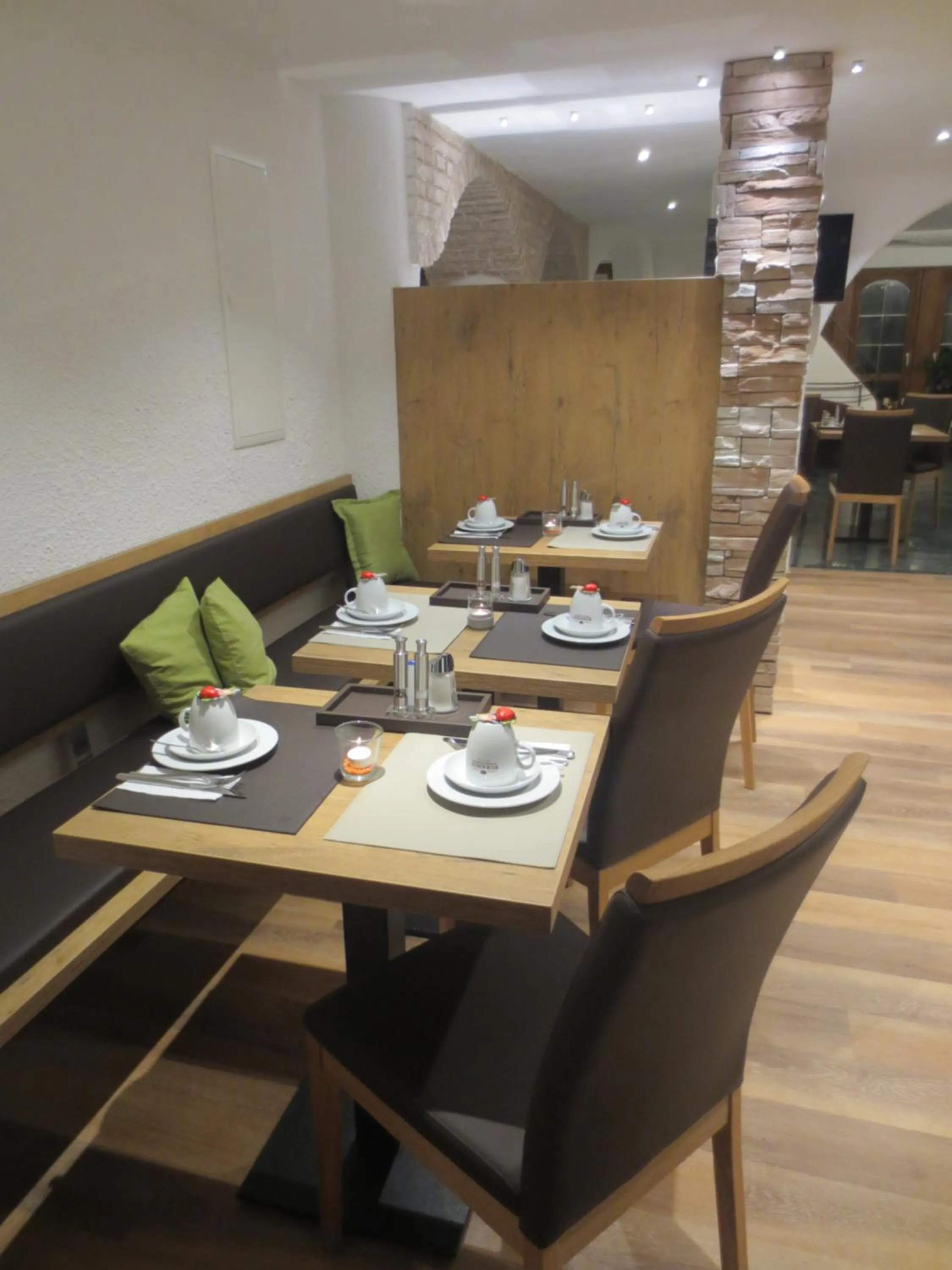 Restaurant/places to eat in Hotel Alp Inn - Chiemgaukarte inclusive