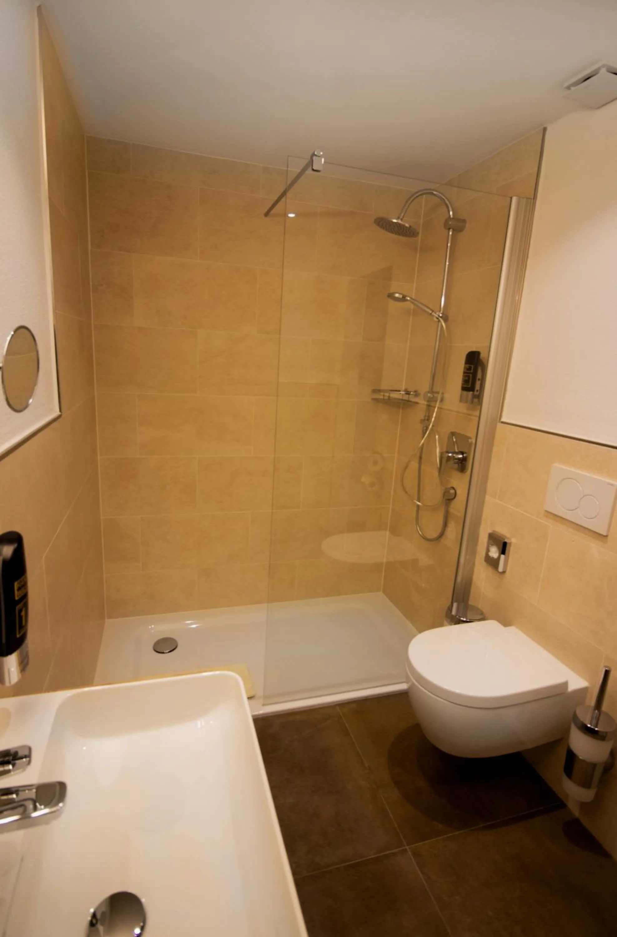 Bathroom in Hotel Alp Inn - Chiemgaukarte inclusive