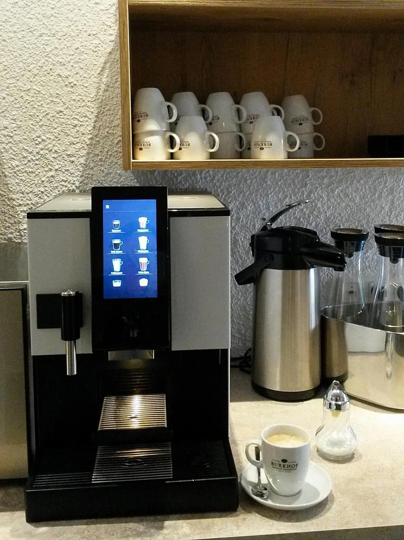 Buffet breakfast in Hotel Alp Inn - Chiemgaukarte inclusive