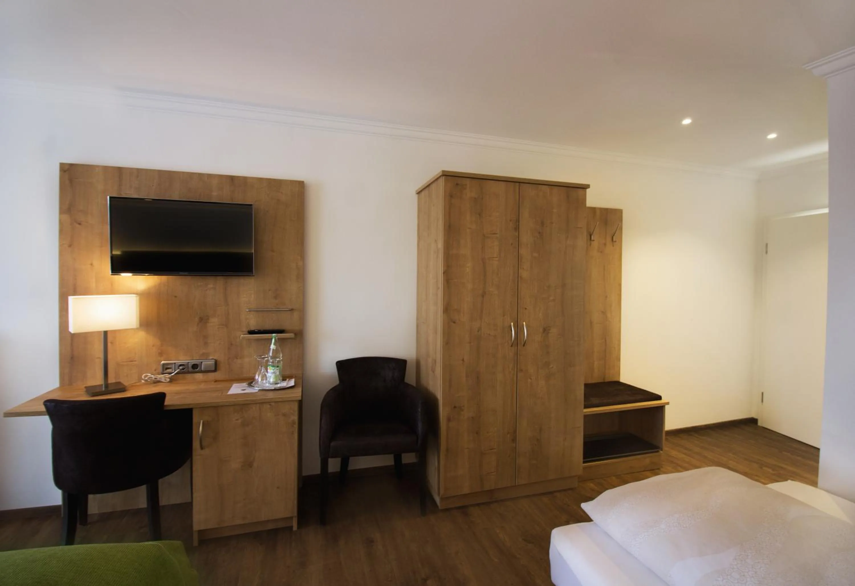 Photo of the whole room, Bed in Hotel Alp Inn - Chiemgaukarte inclusive