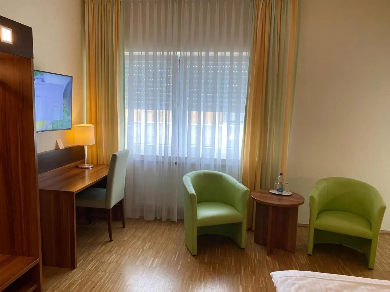 TV and multimedia, Bed in Klima Hotel Europarc TV and multimedia, Bed in Klima Hotel Europarc