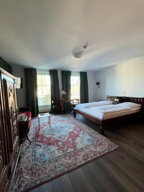 Photo of the whole room, Bed in Classic Hotel Kaarst