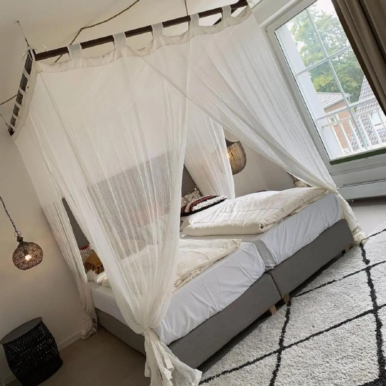 Staff, Bed in Classic Hotel Kaarst