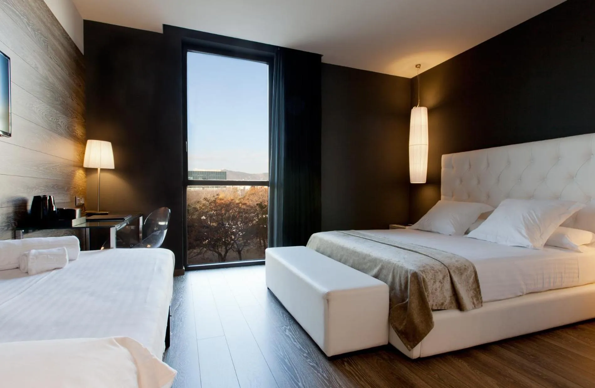 View (from property/room), Bed in Hotel SB Plaza Europa