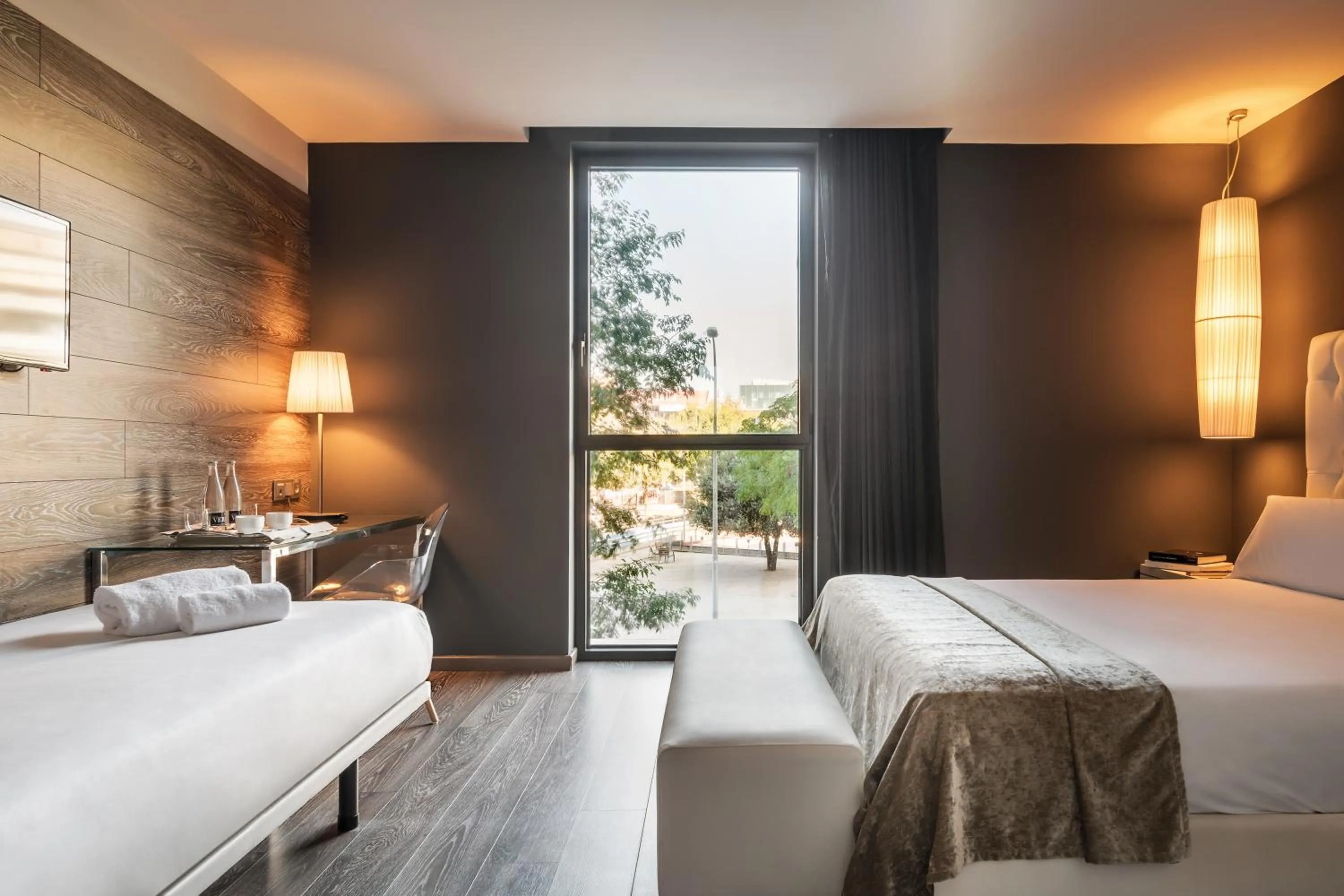 View (from property/room), Bed in Hotel SB Plaza Europa