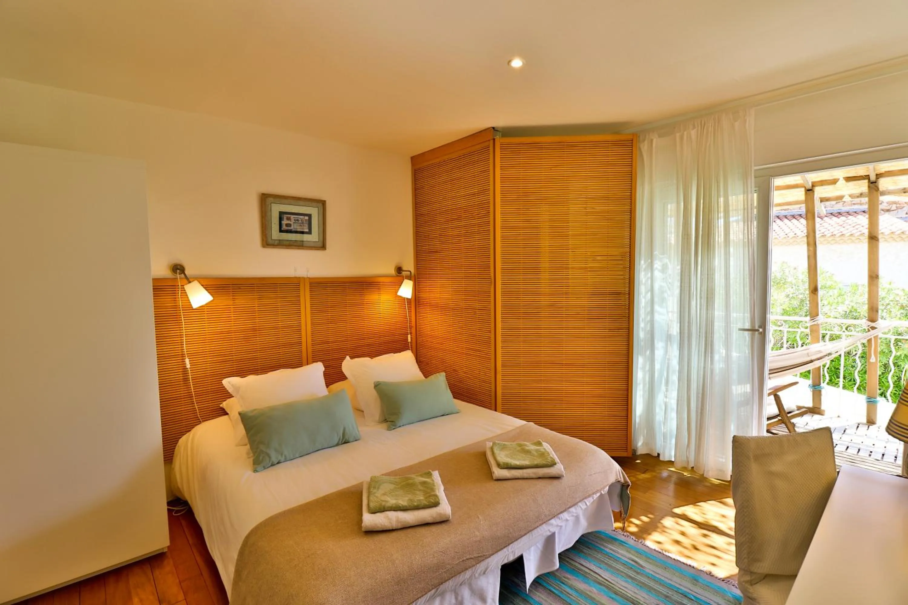 Photo of the whole room, Bed in Les Chambres d'Hôtes du Grand Mornas