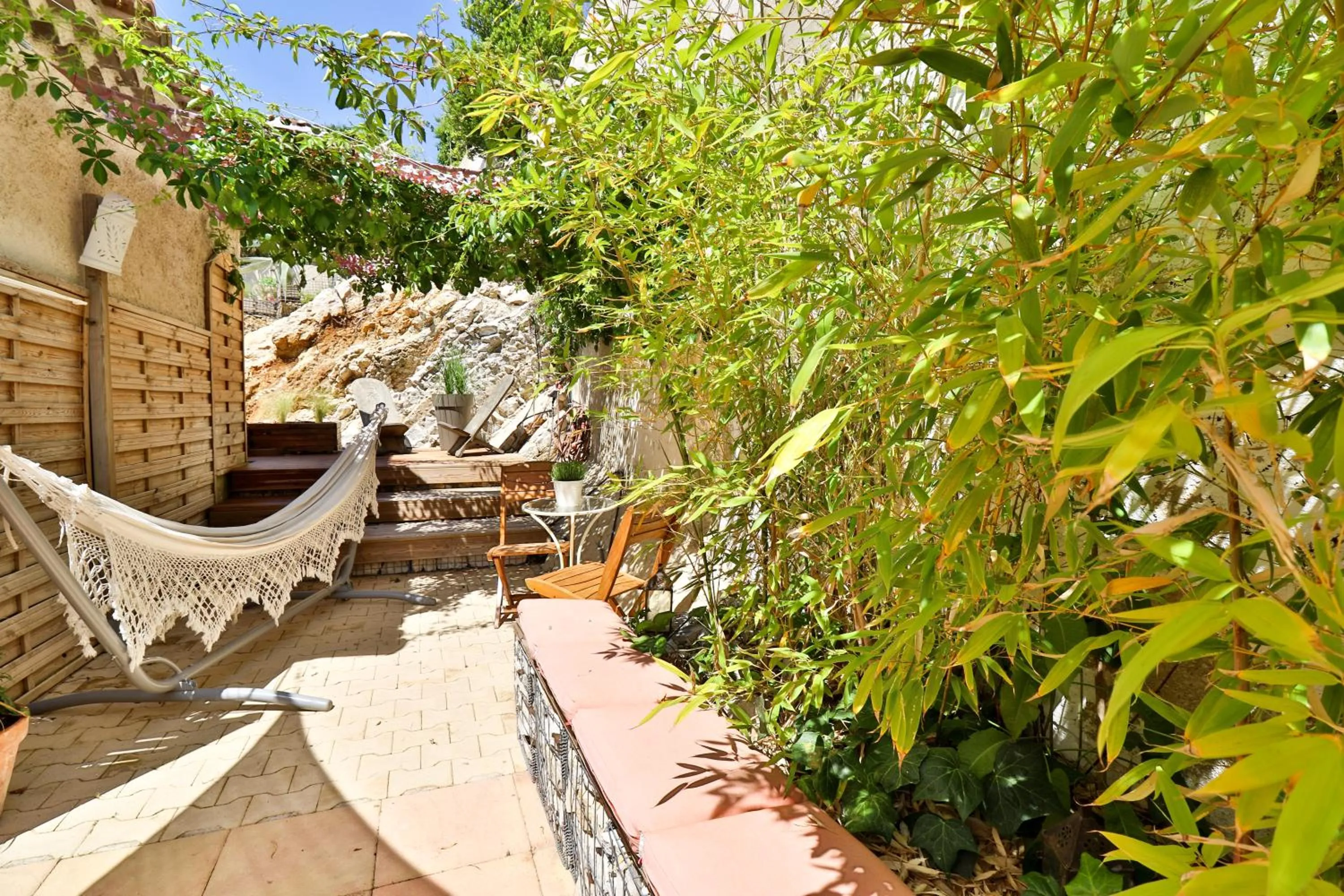 Balcony/Terrace in Les Chambres d'Hôtes du Grand Mornas