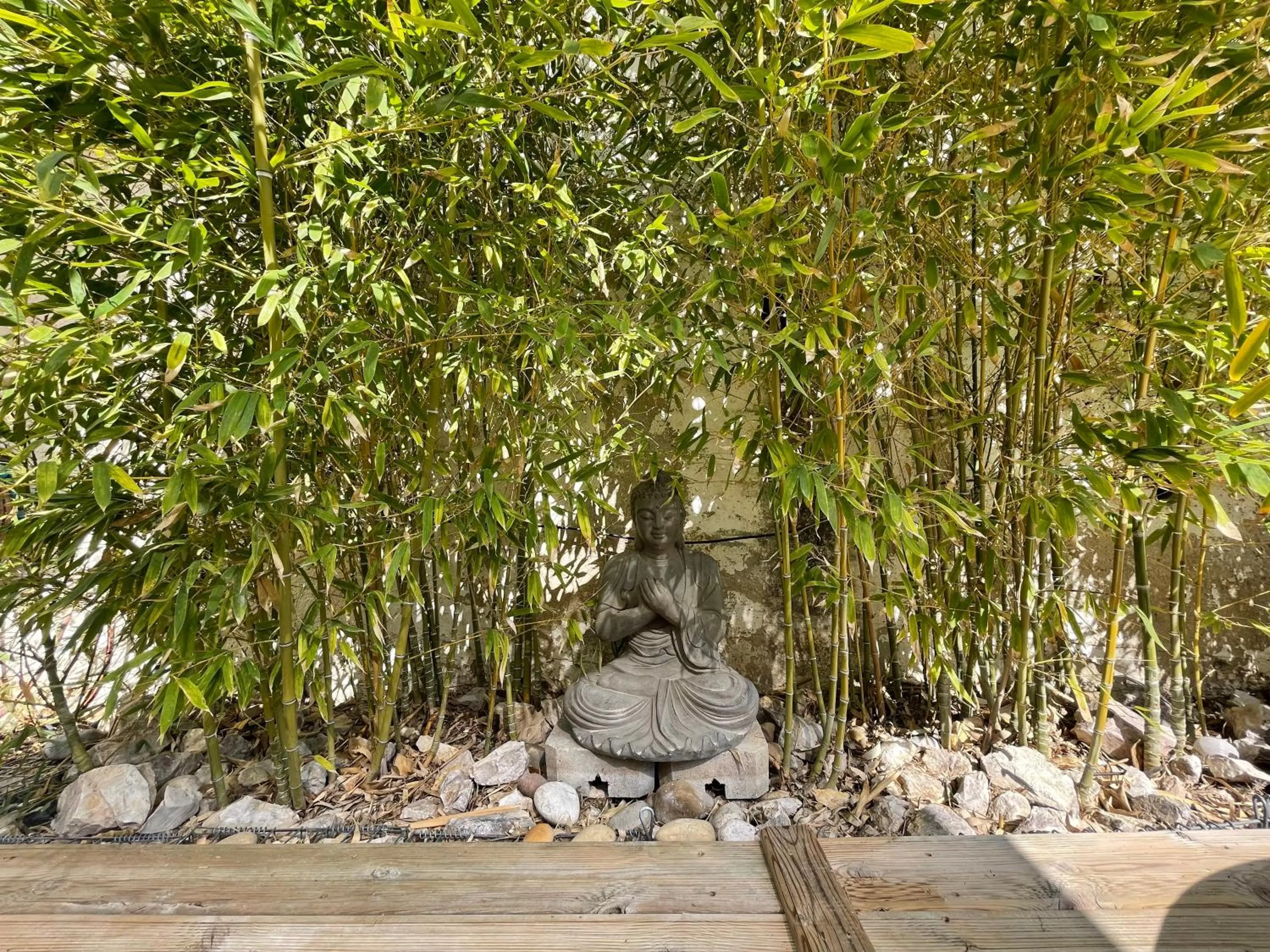 Property building in Les Chambres d'Hôtes du Grand Mornas