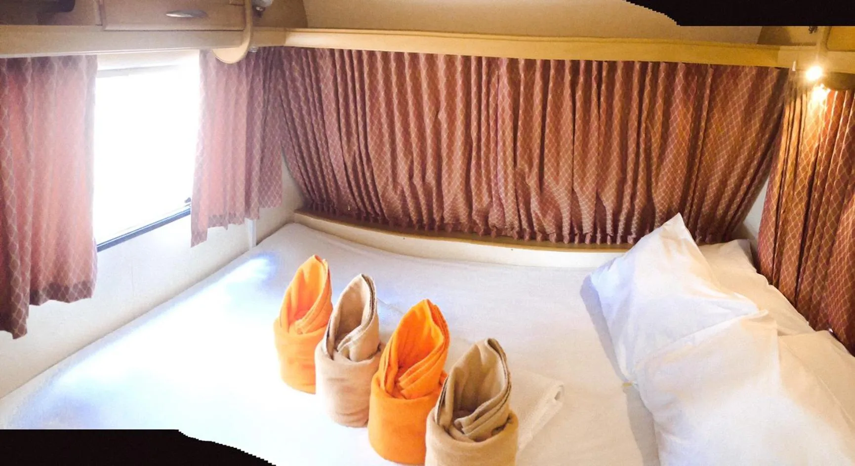 Bed in Beach House Camp