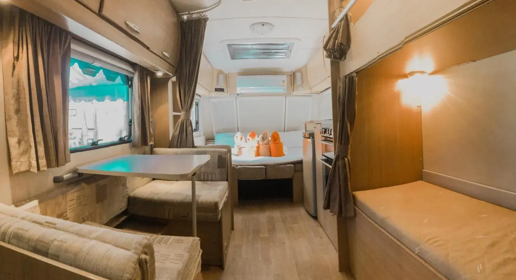 Bed in Beach House Camp Bed in Beach House Camp