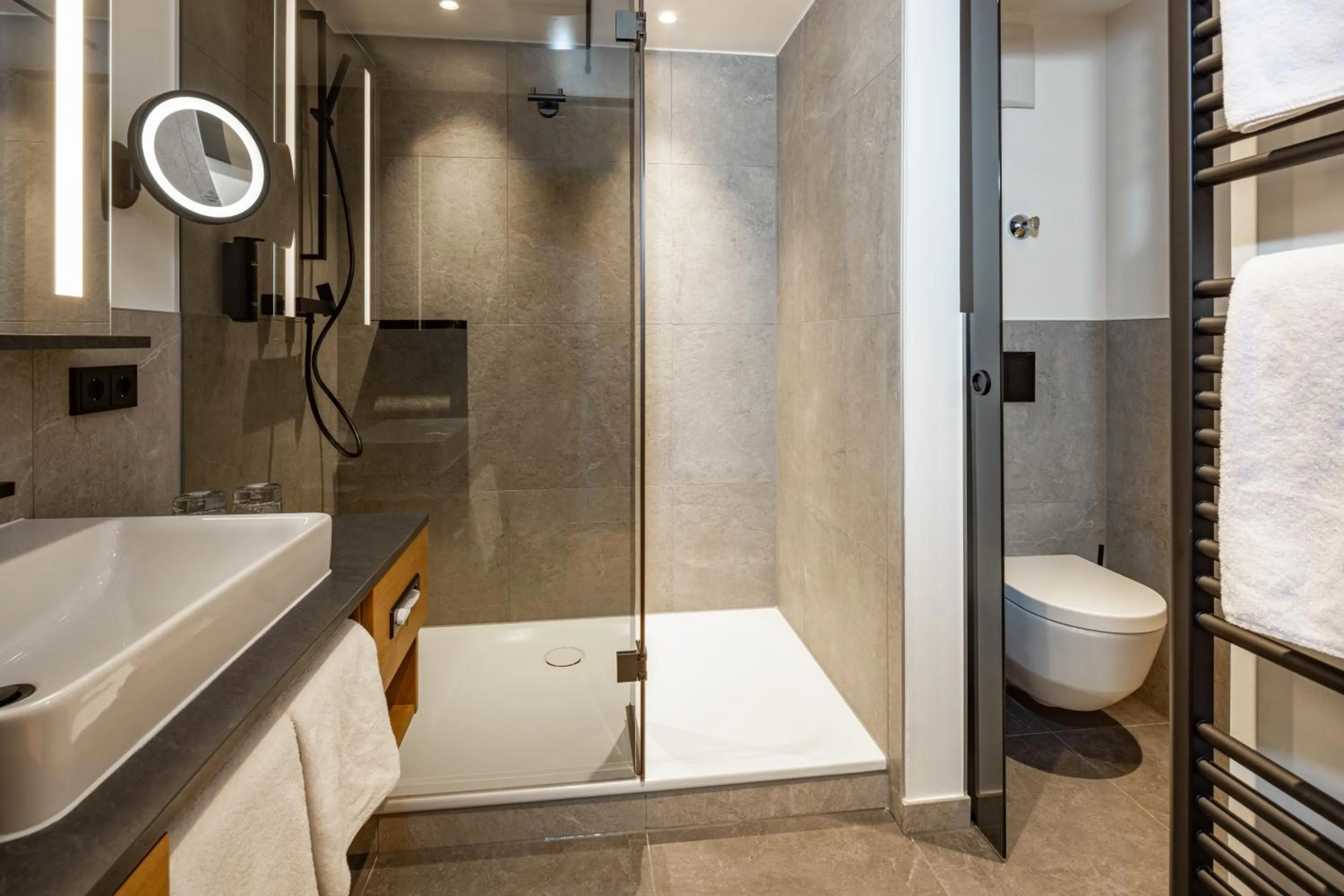 Bathroom in Alm- & Wellnesshotel Alpenhof