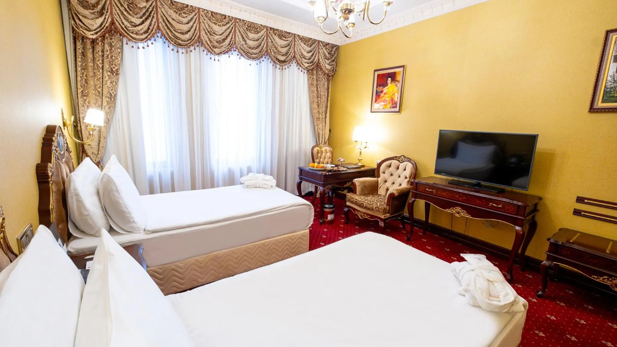 Bedroom, Bed in Meyra Palace