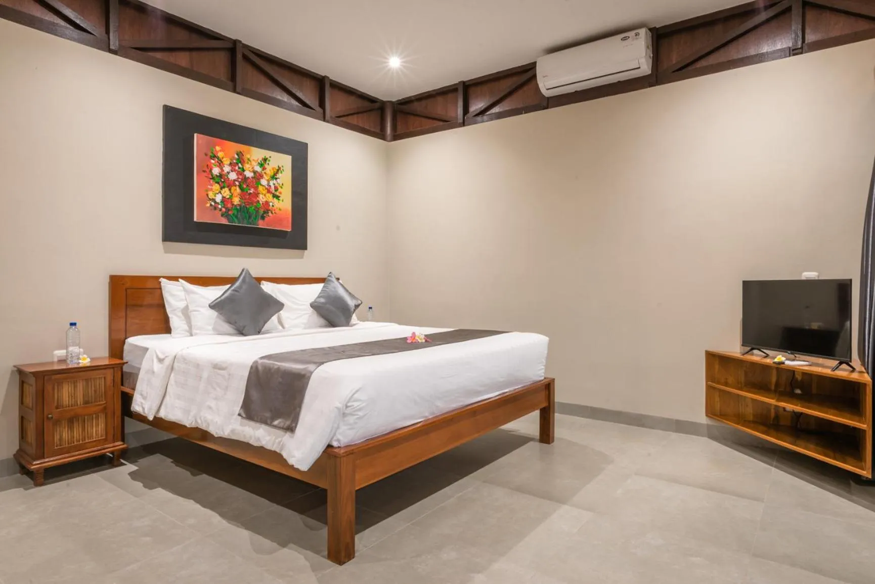 Bed in The Manik Kalisada