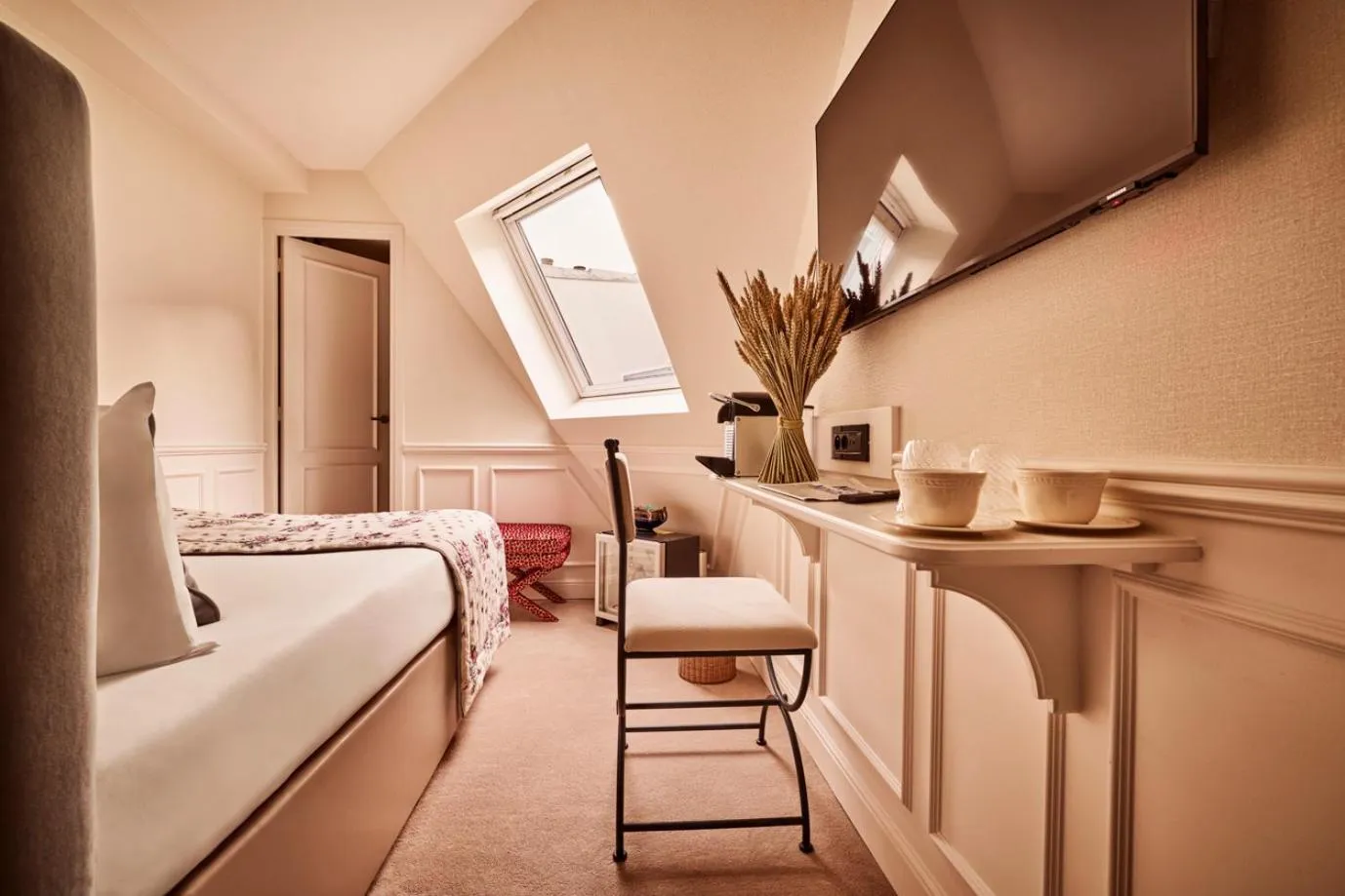 Bedroom, Bed in Hotel Maison Monceau