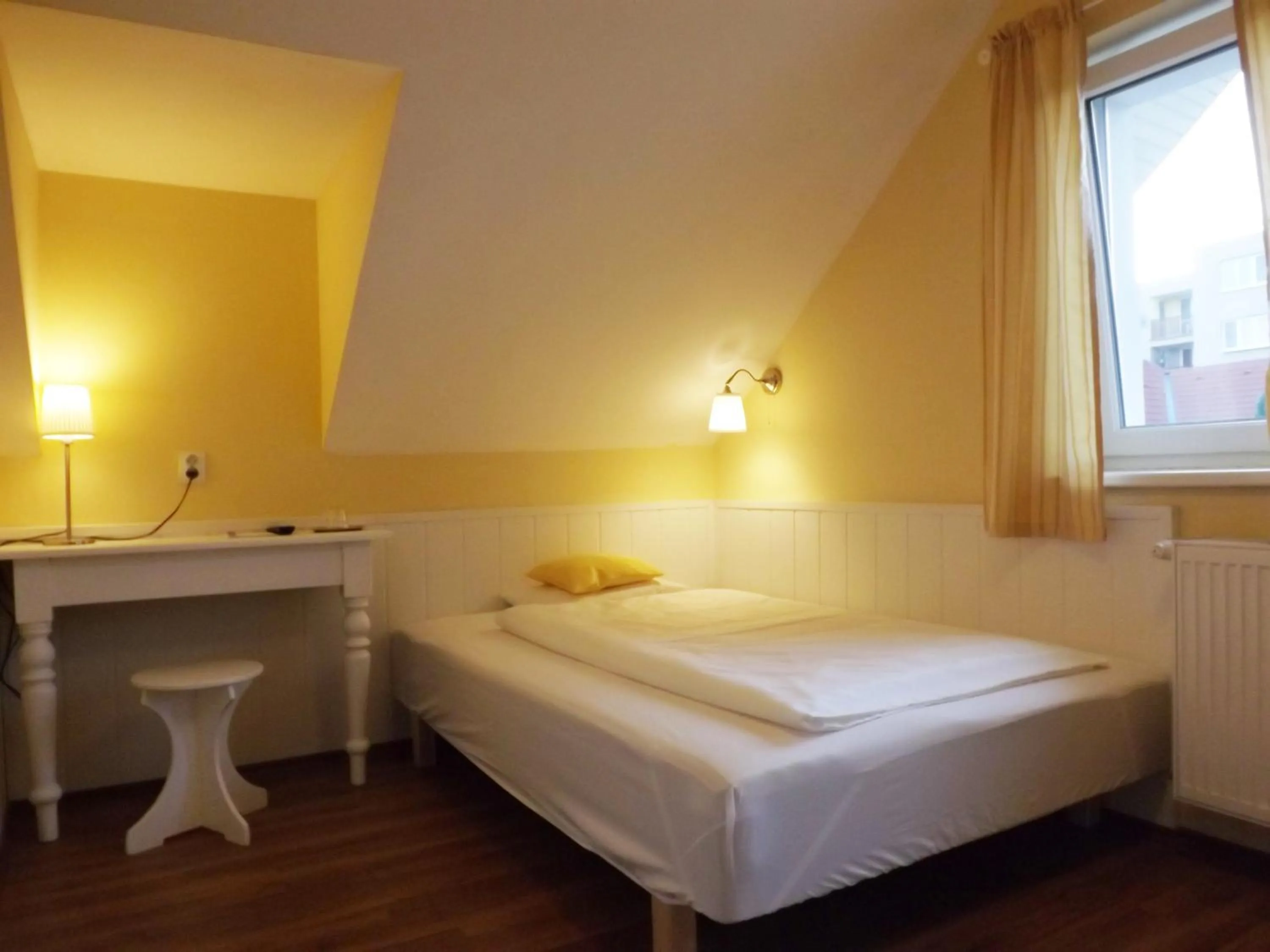 Comfort Single Room in Villa Sipeky
