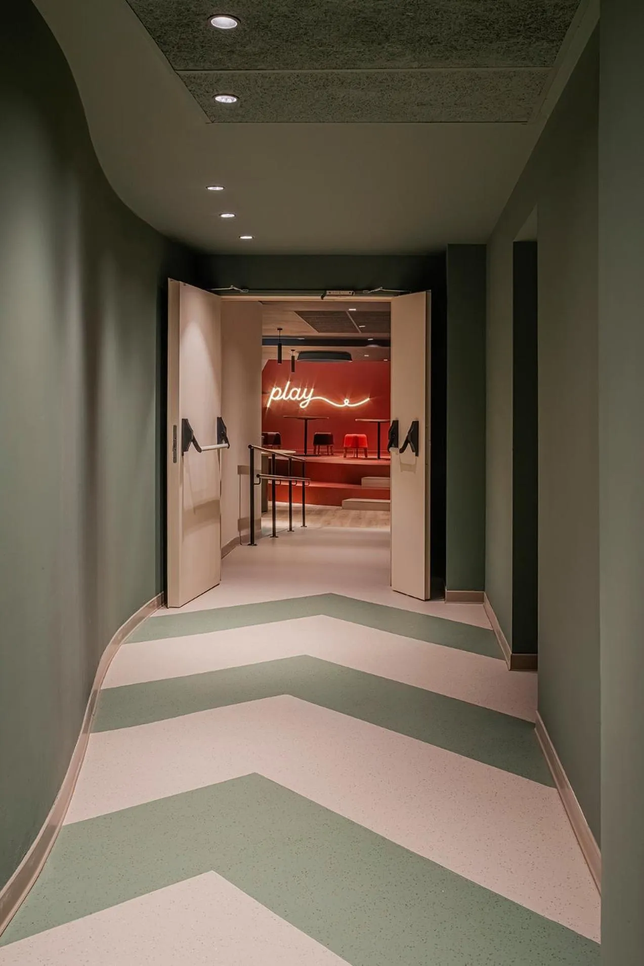 Area and facilities, Bed in Colegio Mayor Resa La Concepción