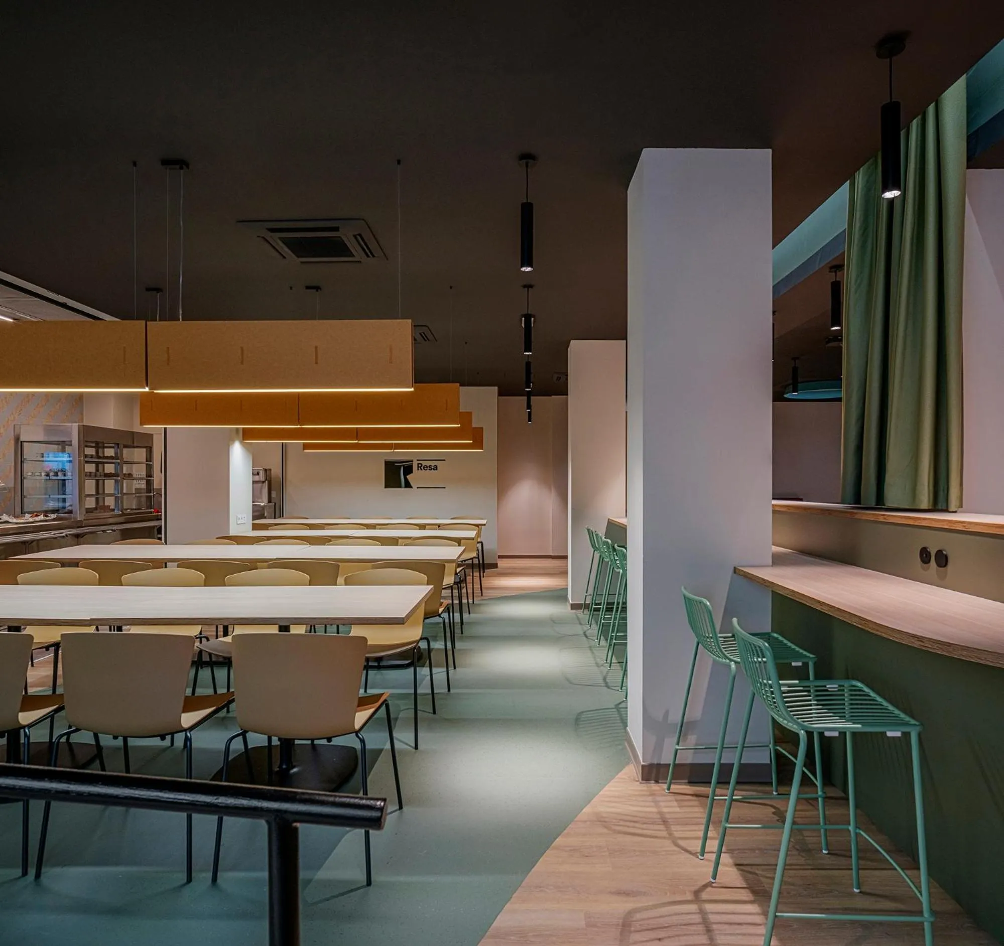 Dining area in Colegio Mayor Resa La Concepción