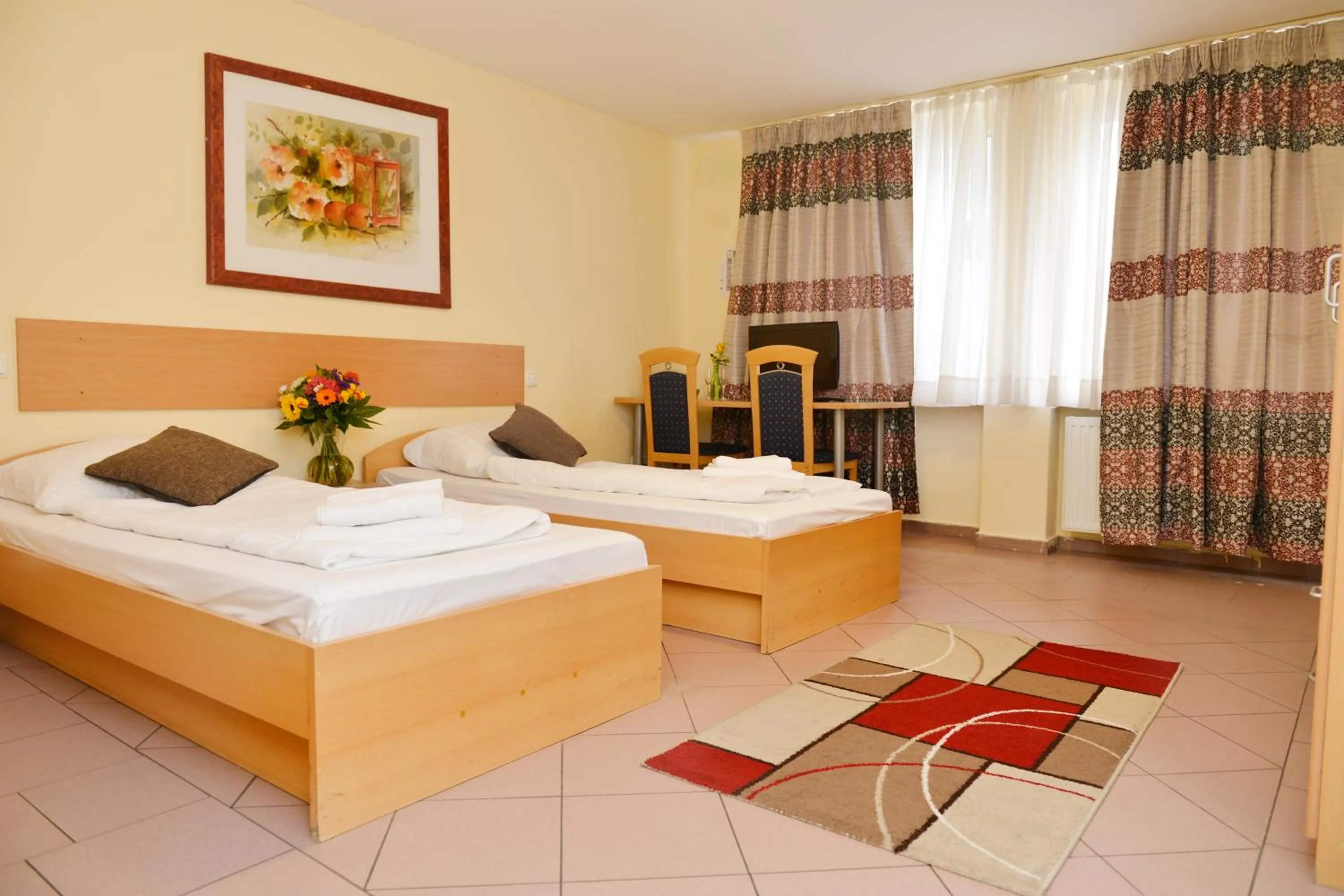 Crown Hotel