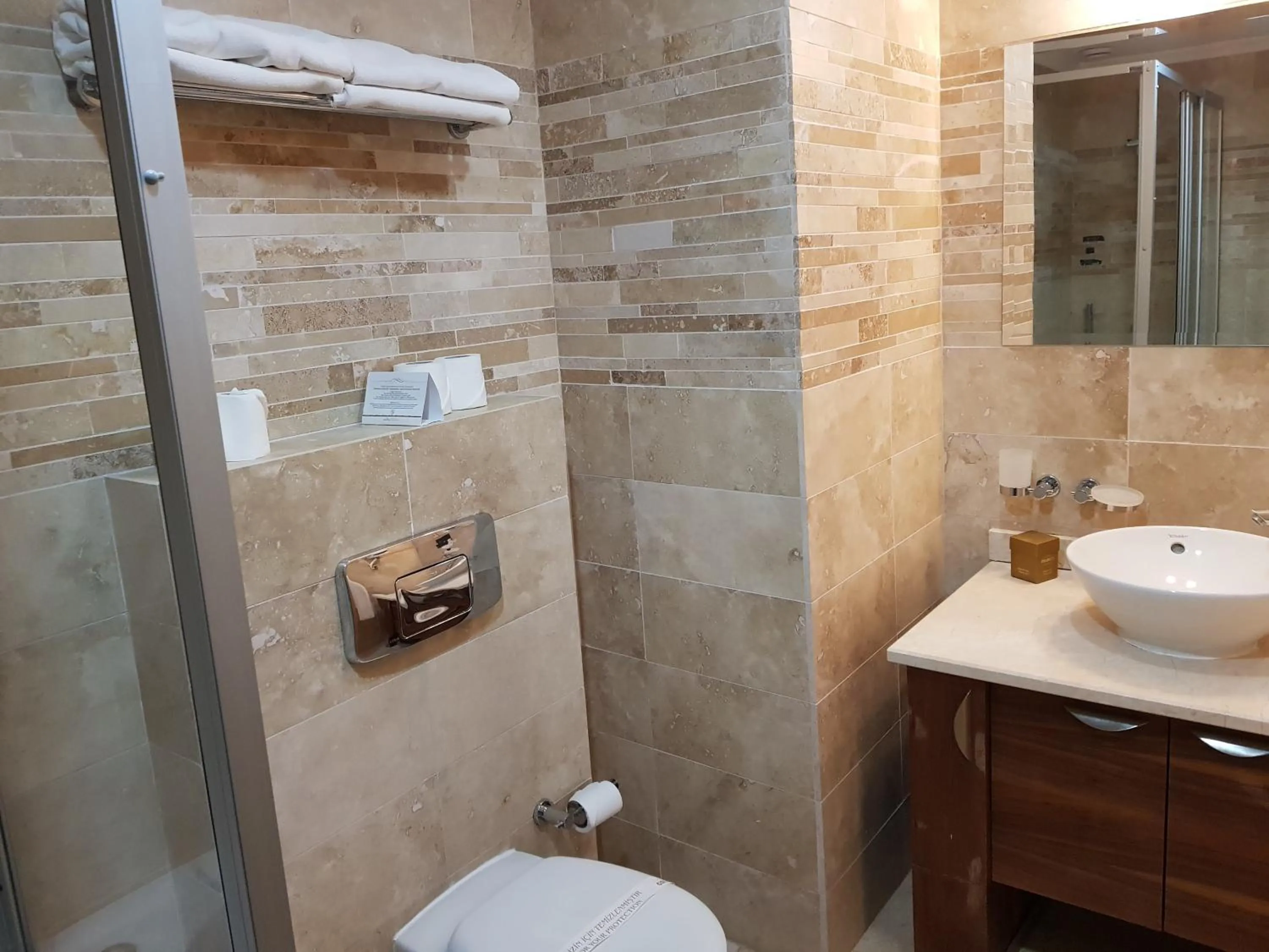 Bathroom in Alanya Goldcity 2 bedroom villa