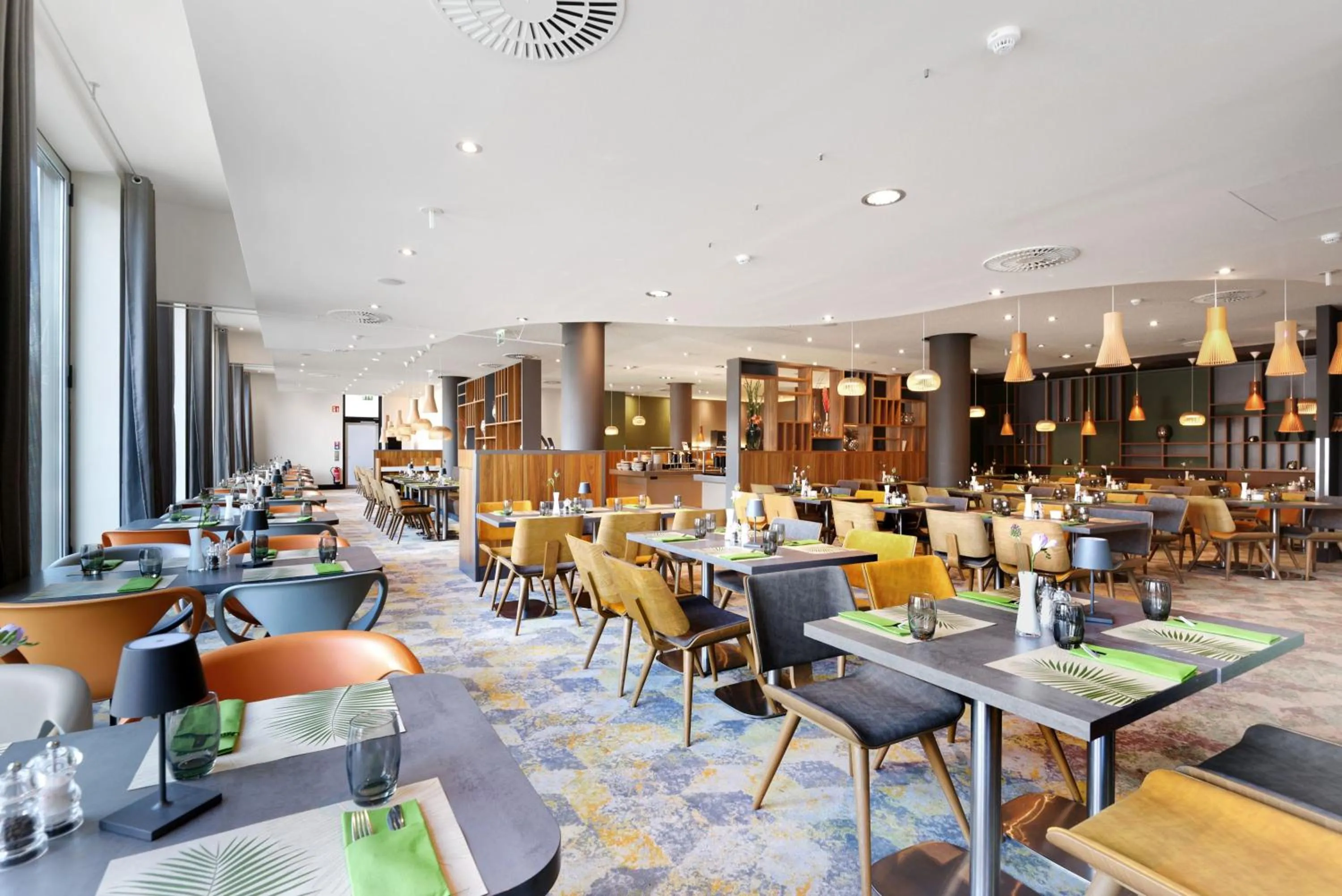 Restaurant/places to eat in Novotel Berlin Mitte
