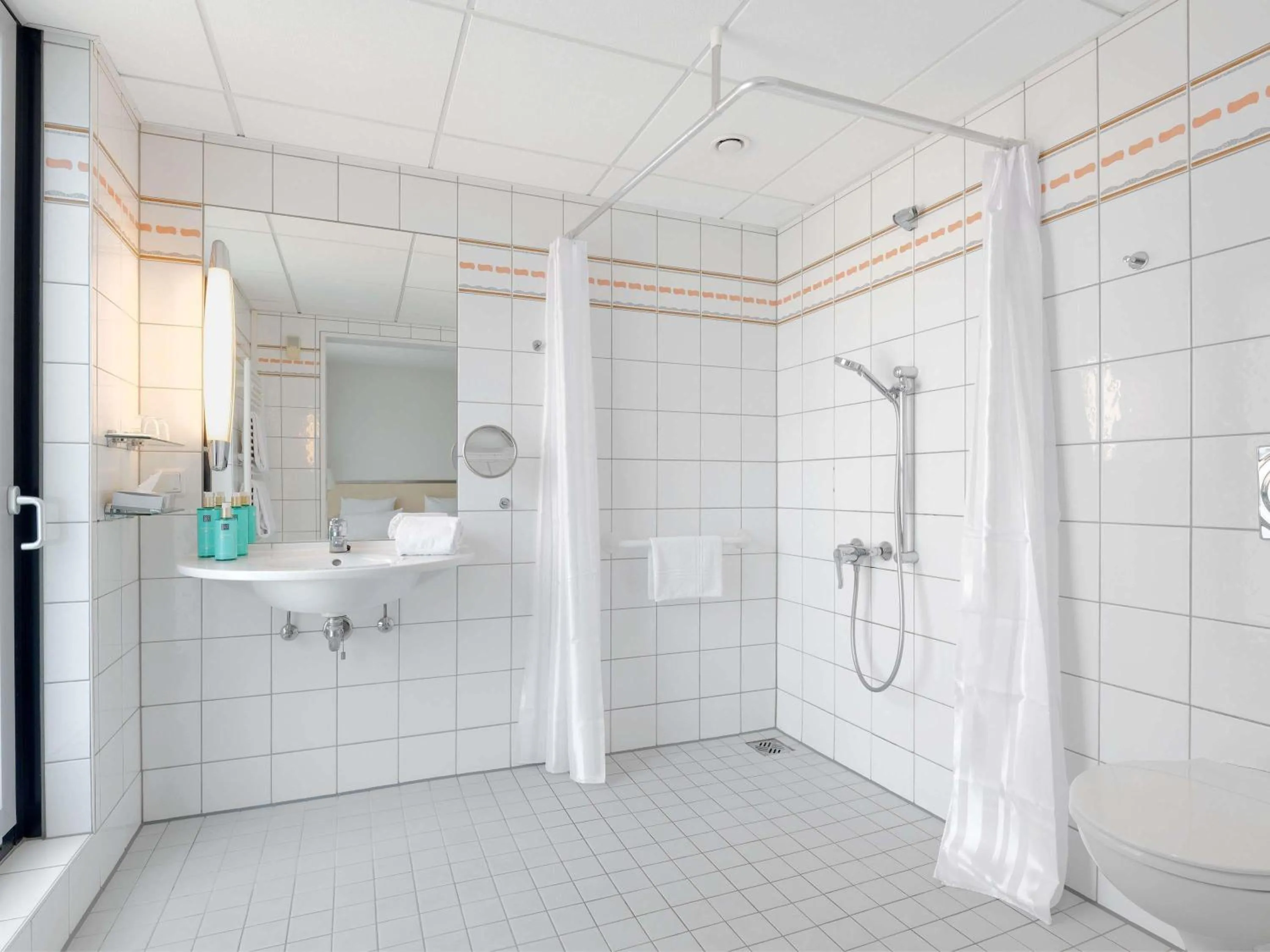 Bedroom in Novotel Berlin Mitte