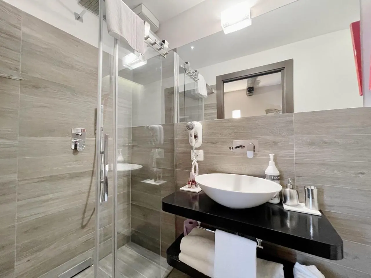 Shower in B&B Verona Centro