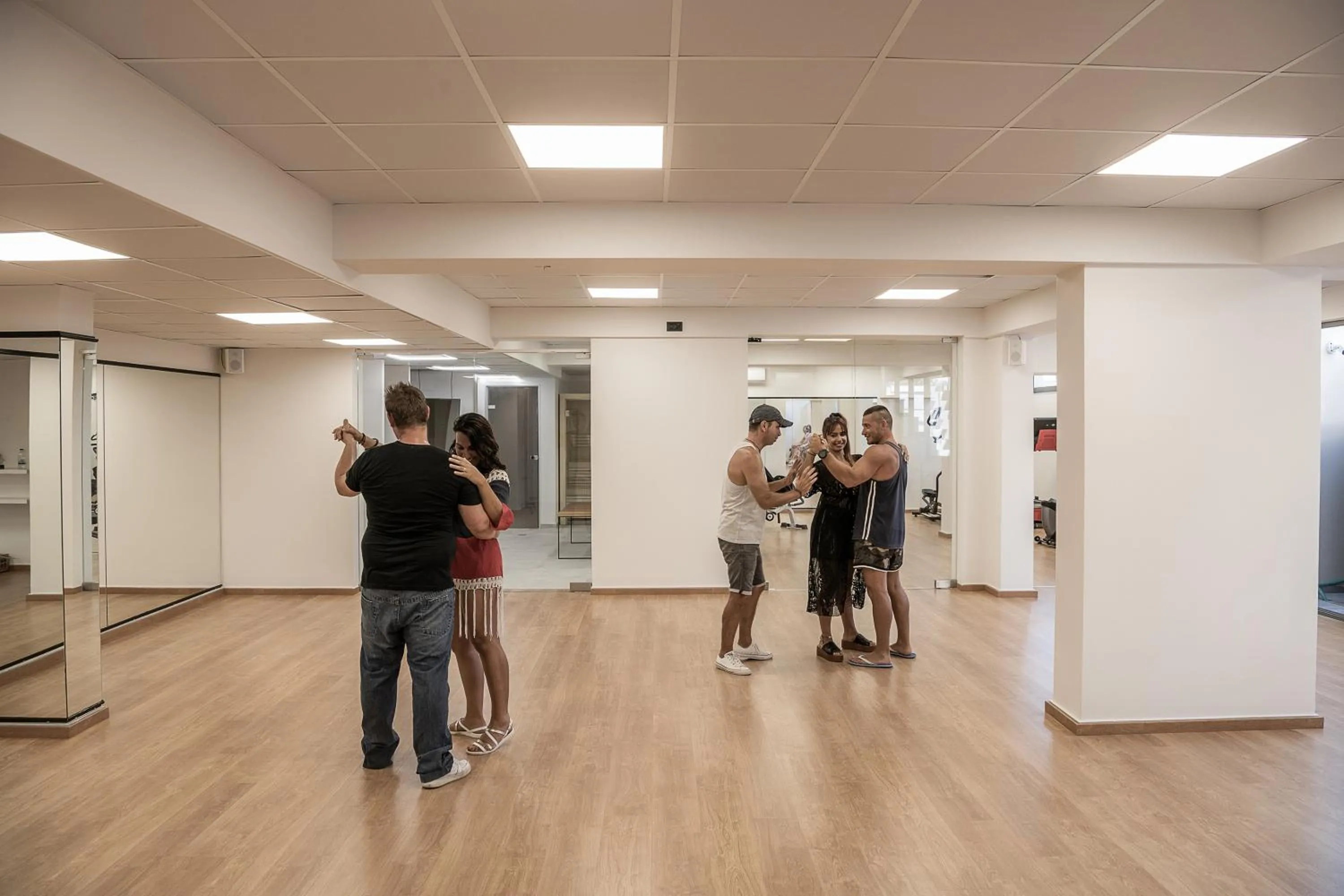 Entertainment in Mossa Well Being Hotel - Heated pool and Wellness Spa