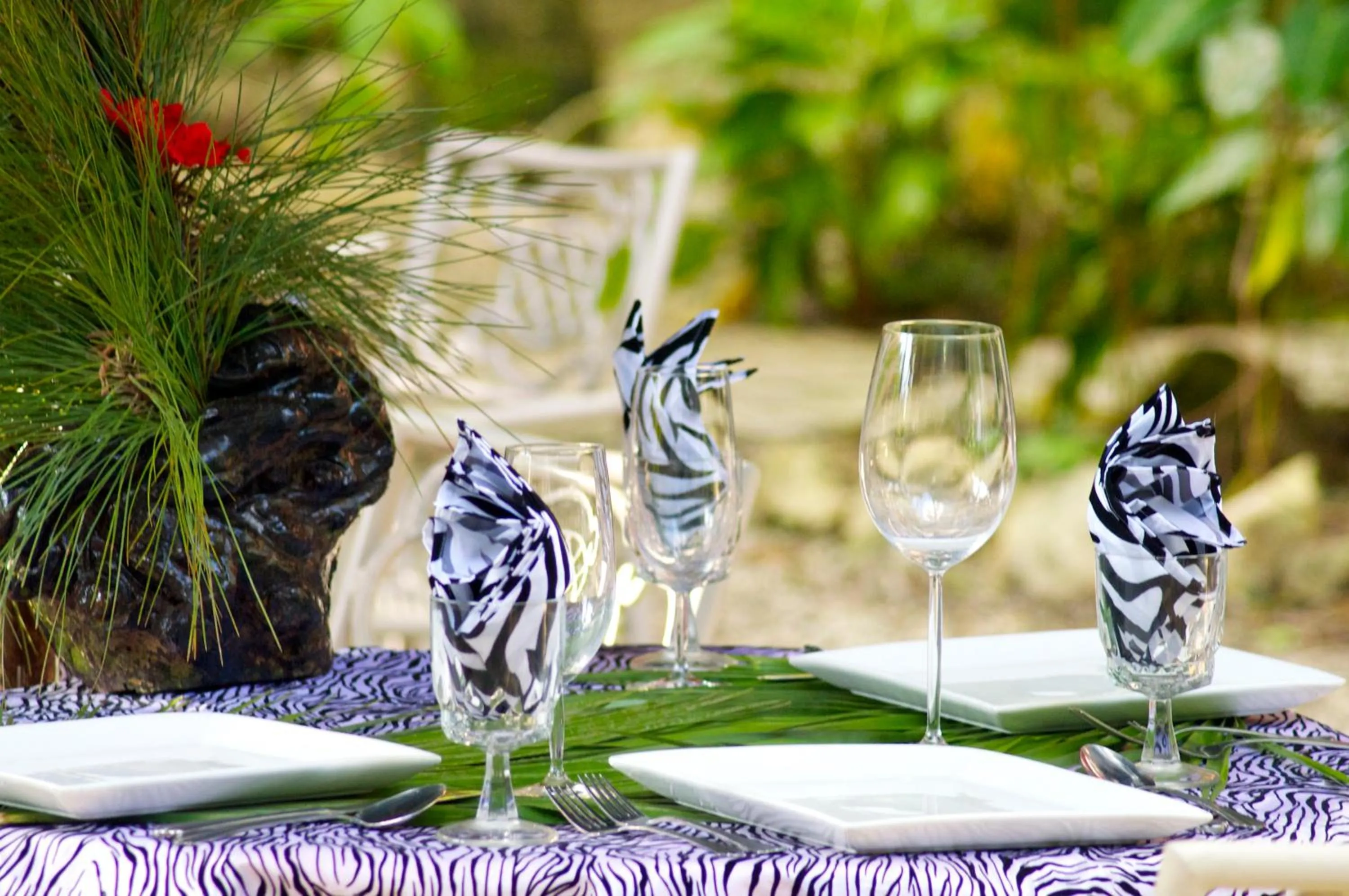 Restaurant/places to eat in ABEZZA Resort And Adventure Spa