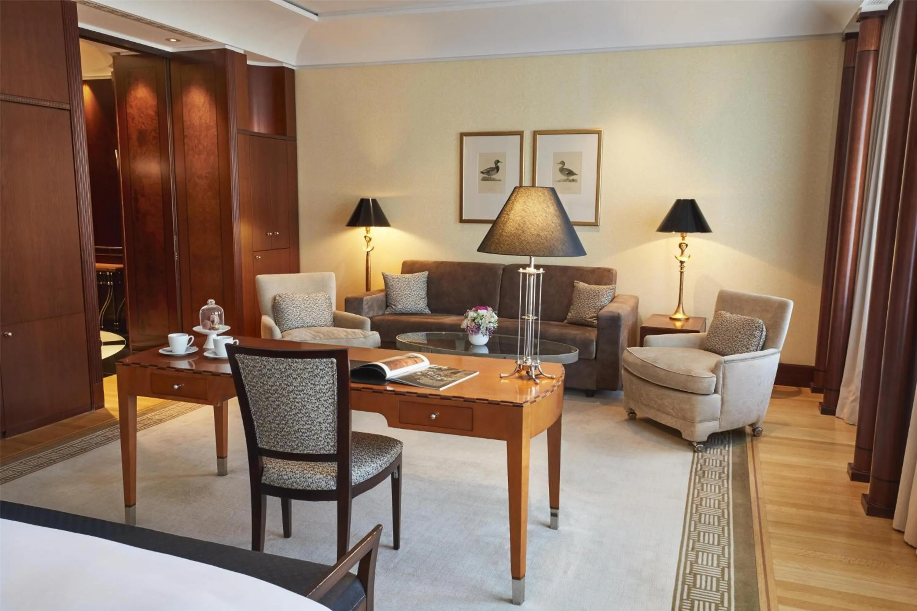 Photo of the whole room in Hotel Adlon Kempinski Berlin