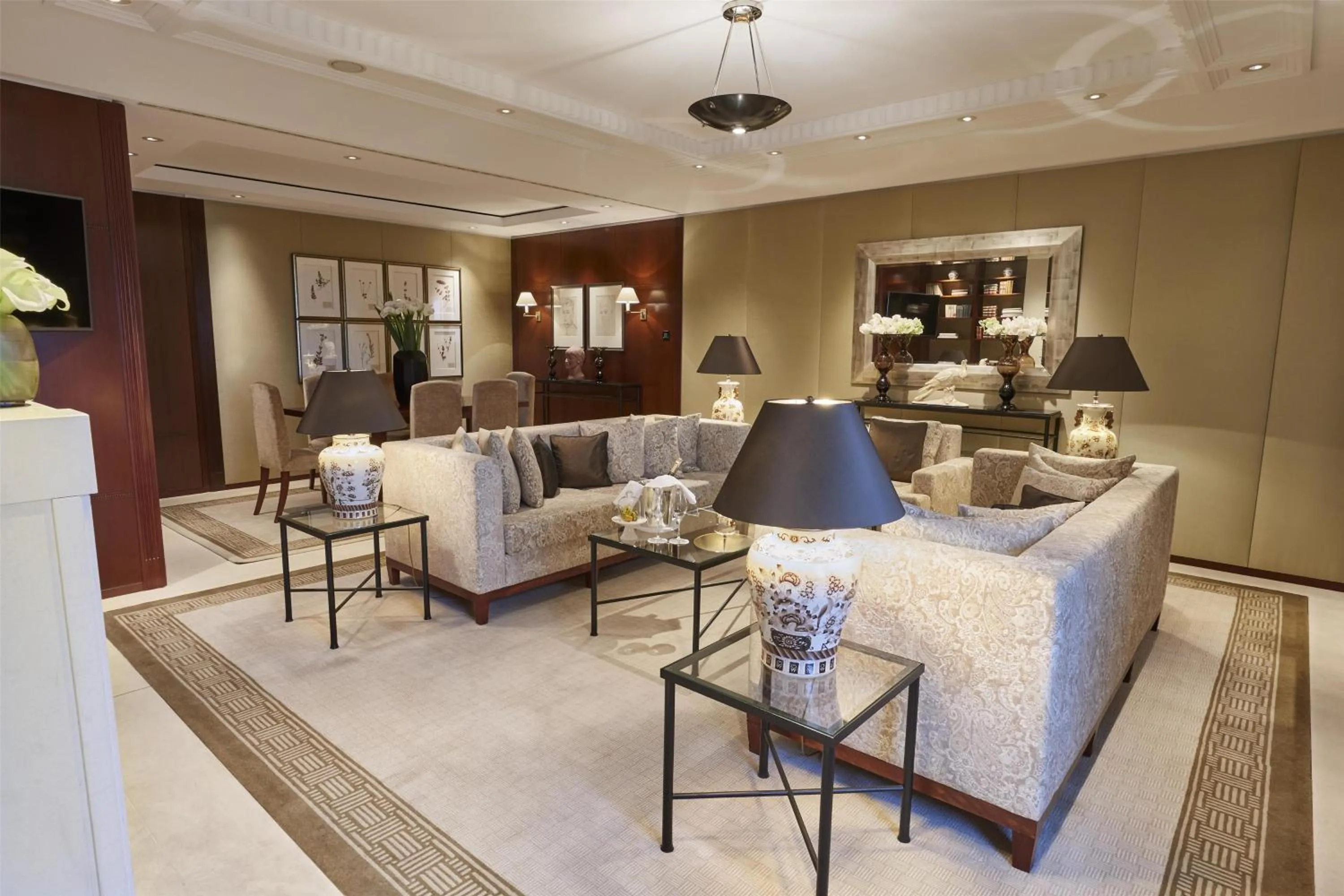 Photo of the whole room in Hotel Adlon Kempinski Berlin