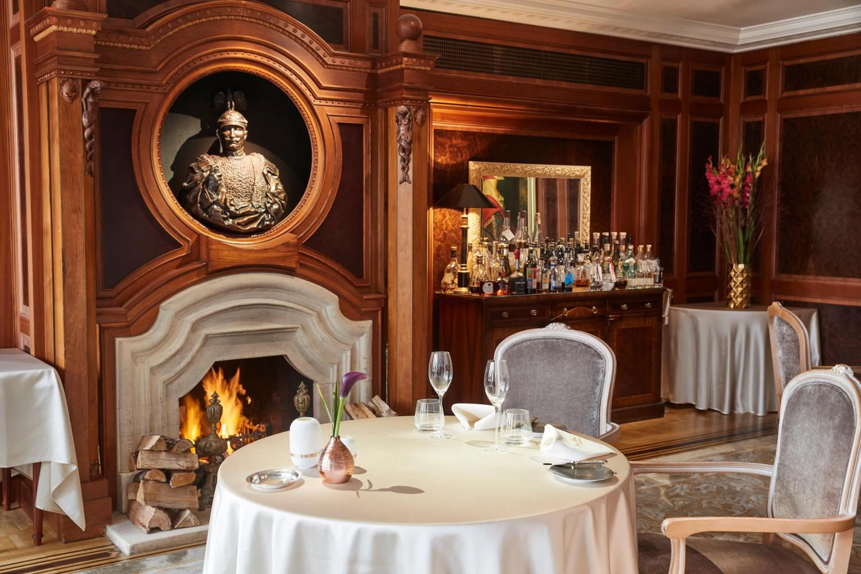 Restaurant/places to eat in Hotel Adlon Kempinski Berlin