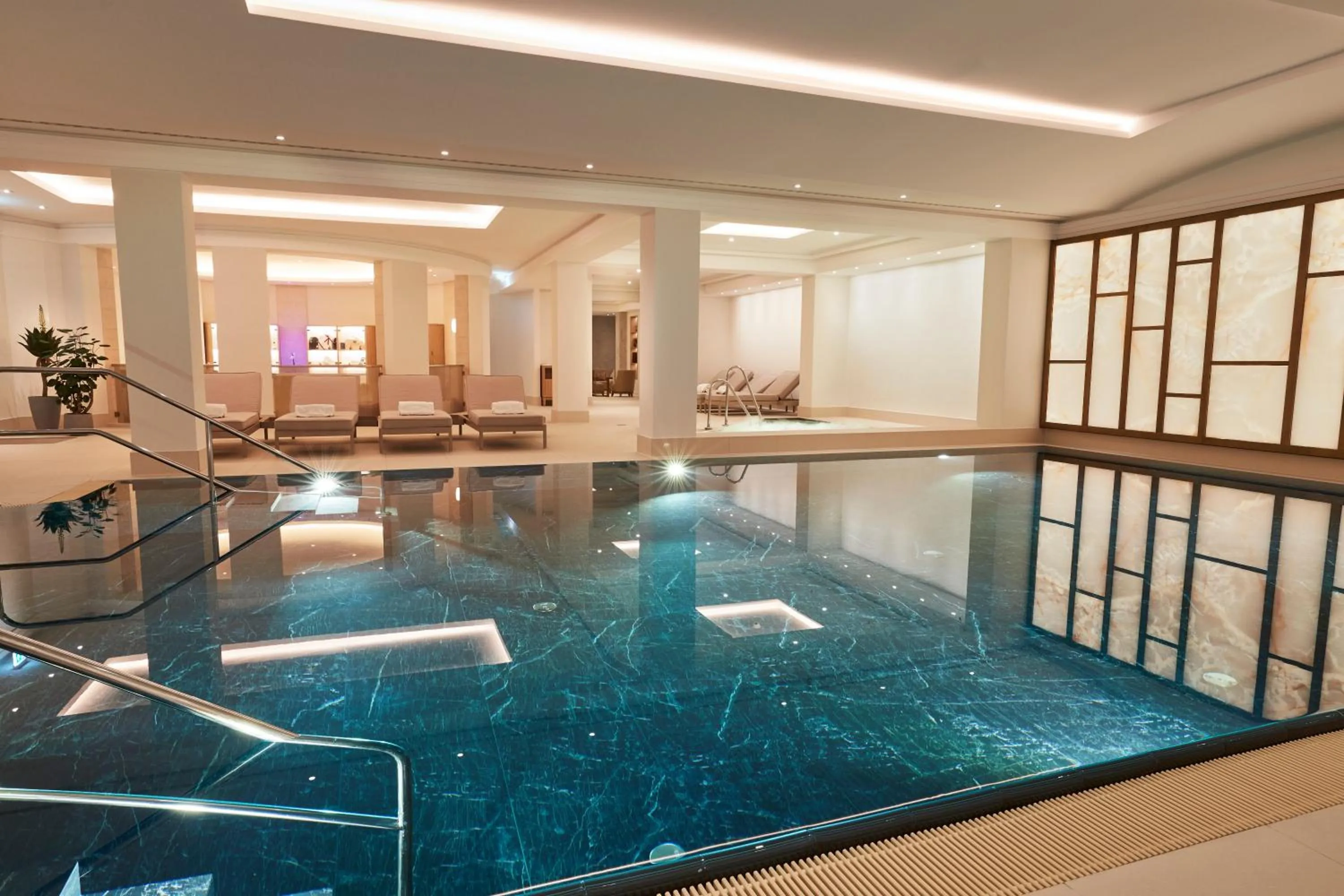 Swimming pool in Hotel Adlon Kempinski Berlin