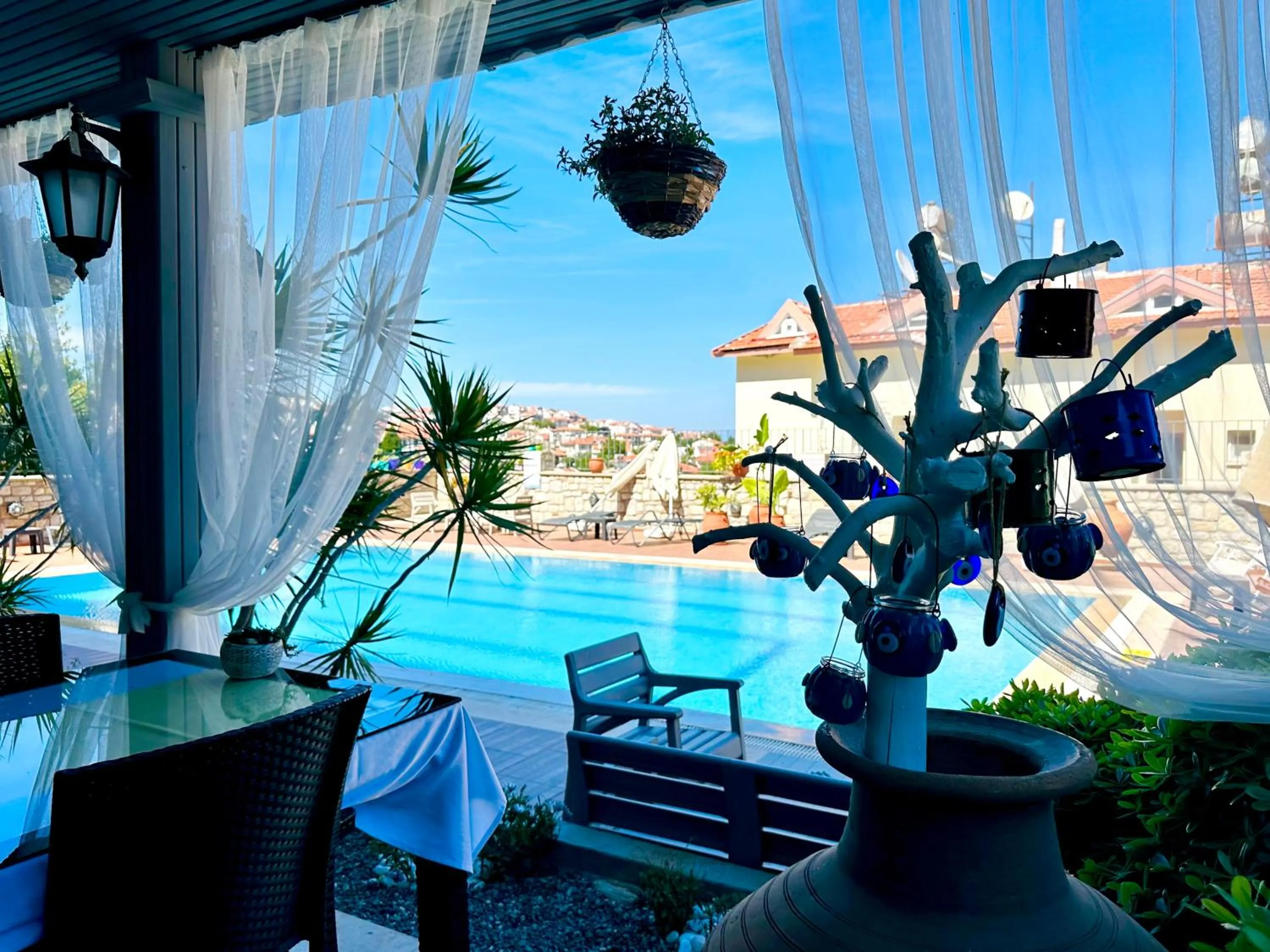 Pool view in Villa Anfora