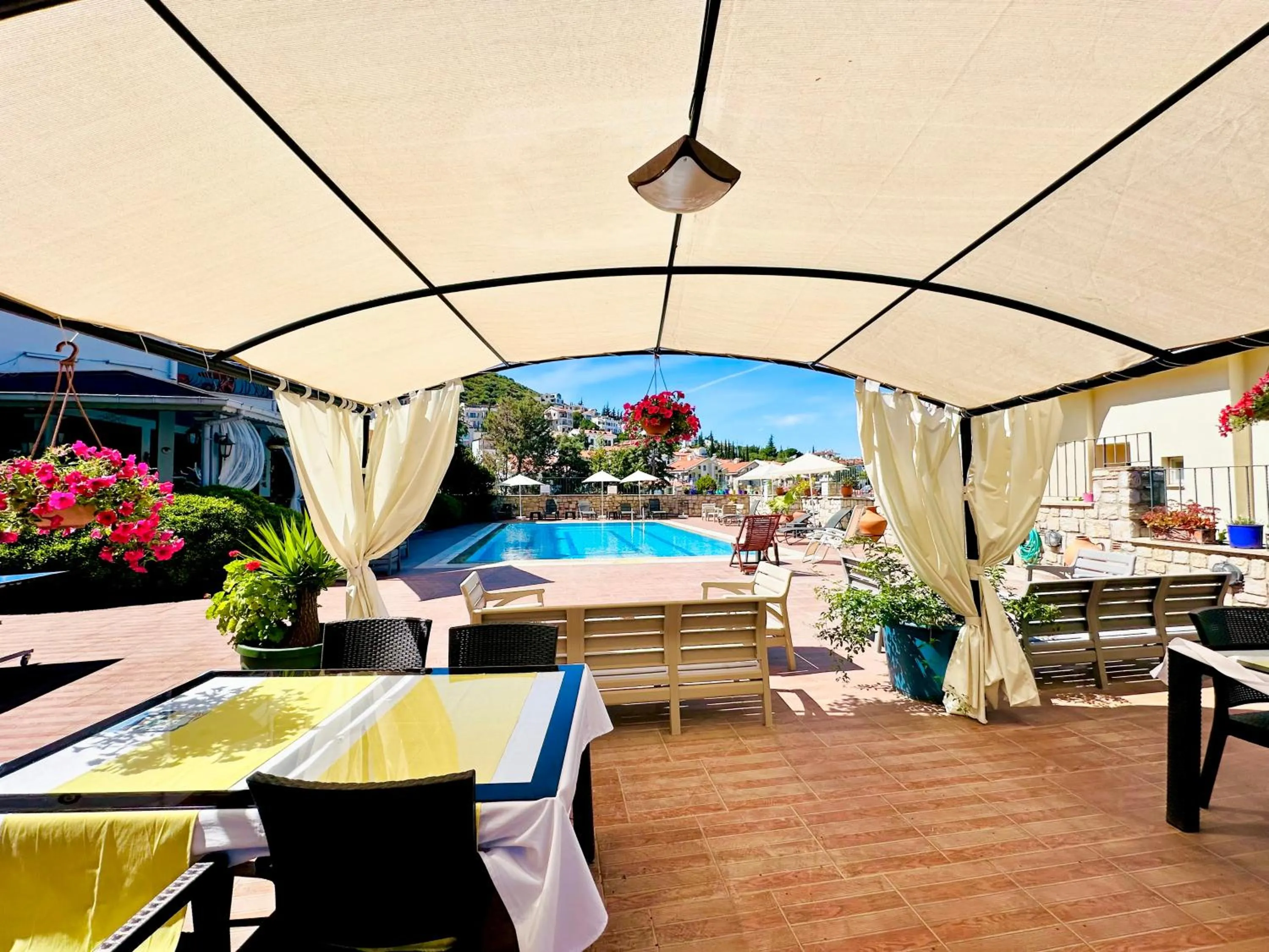 Pool view in Villa Anfora