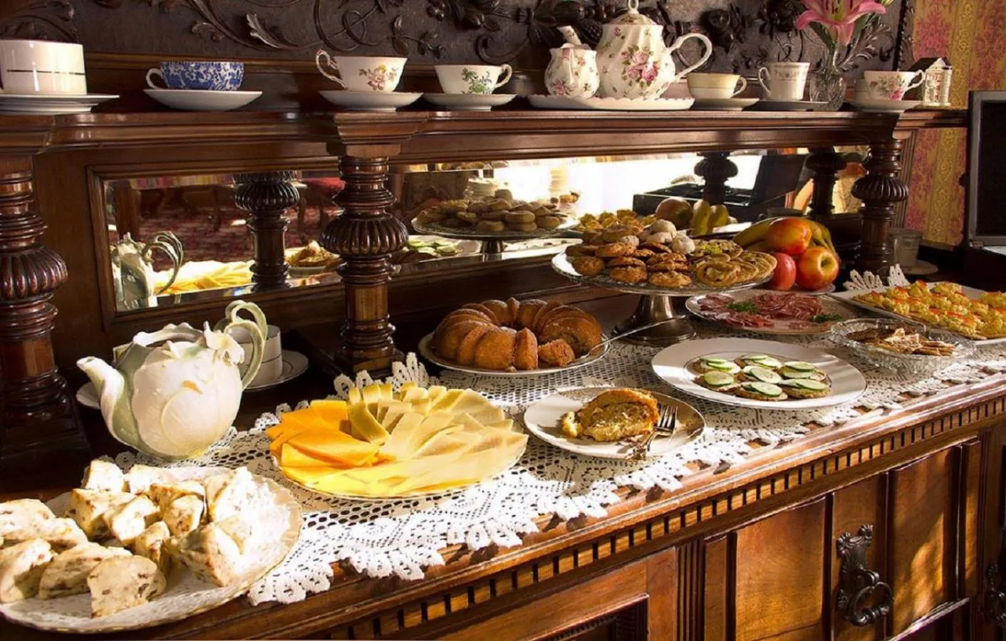 Meals in Gingerbread Mansion