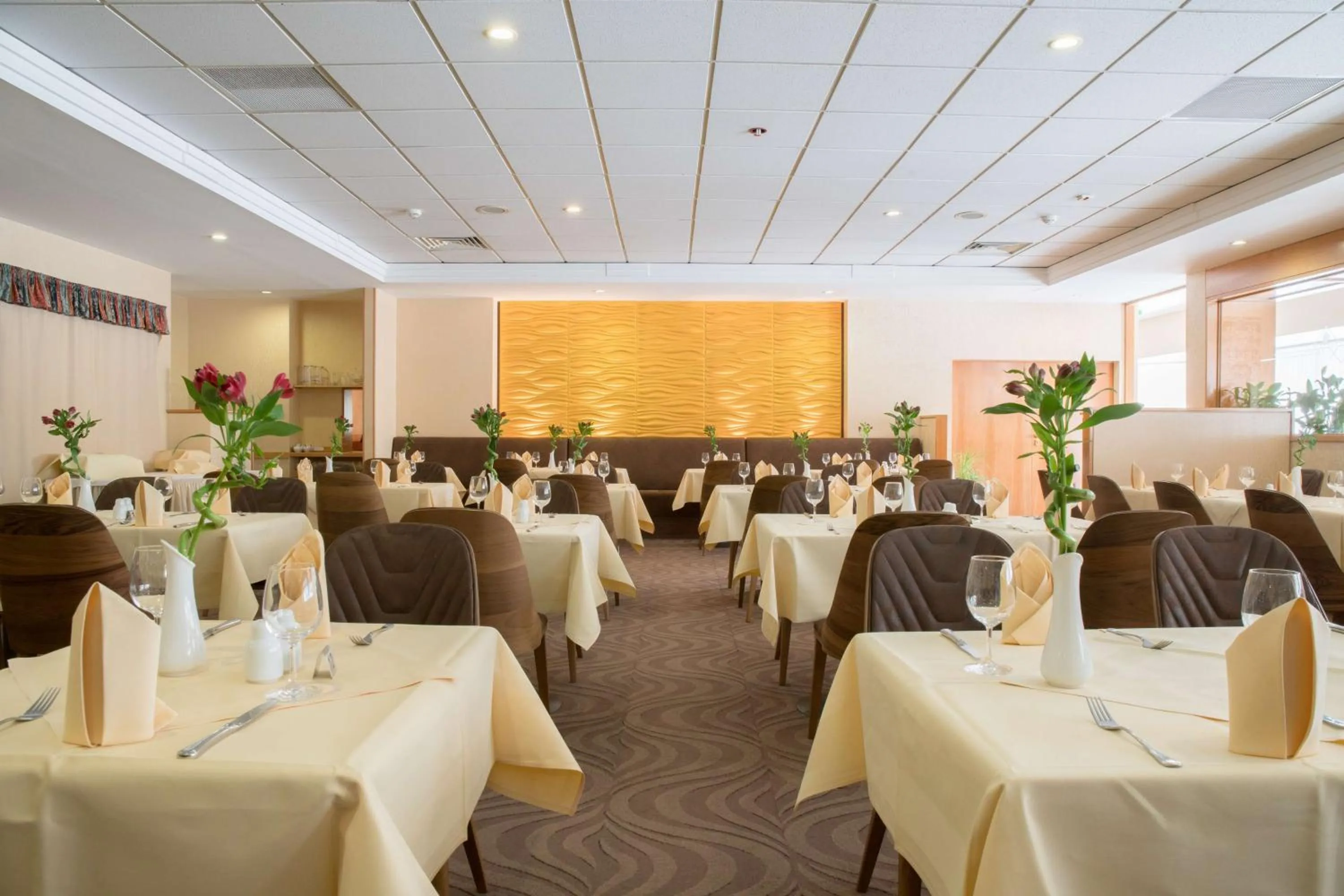 Restaurant/places to eat in Best Western Hotel Jena