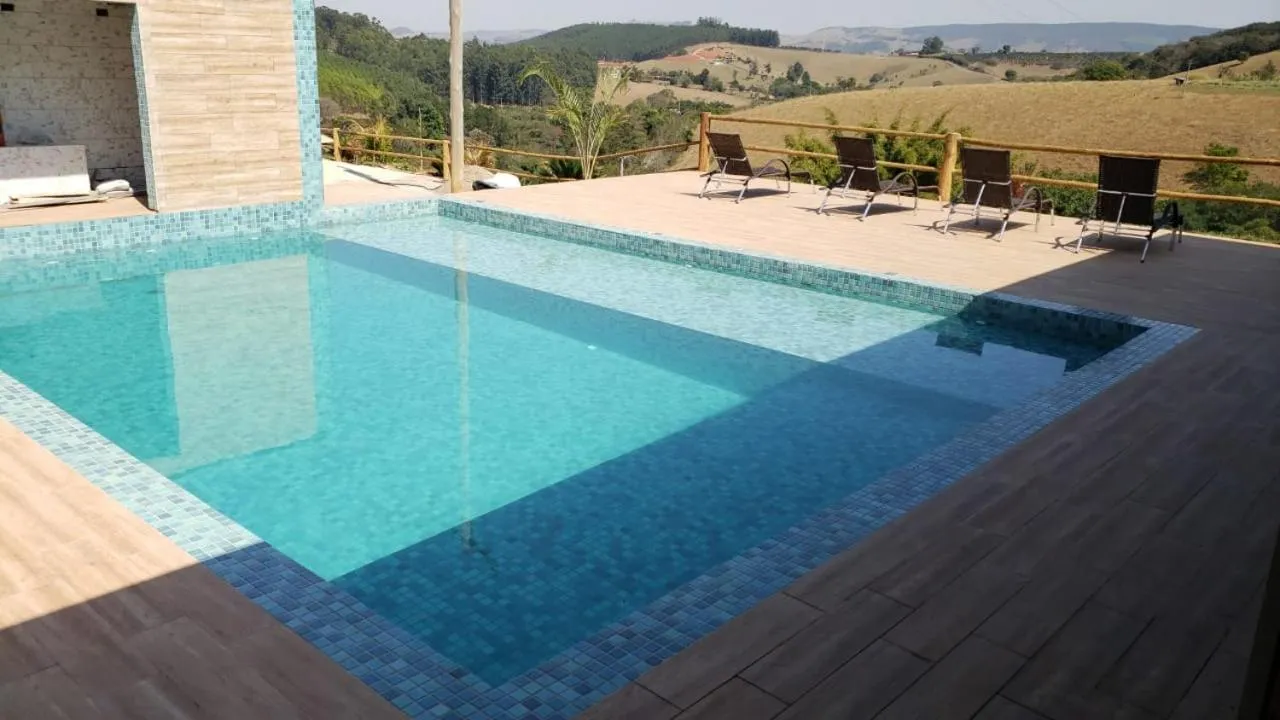 Swimming pool in Pousada Ipê da Serra