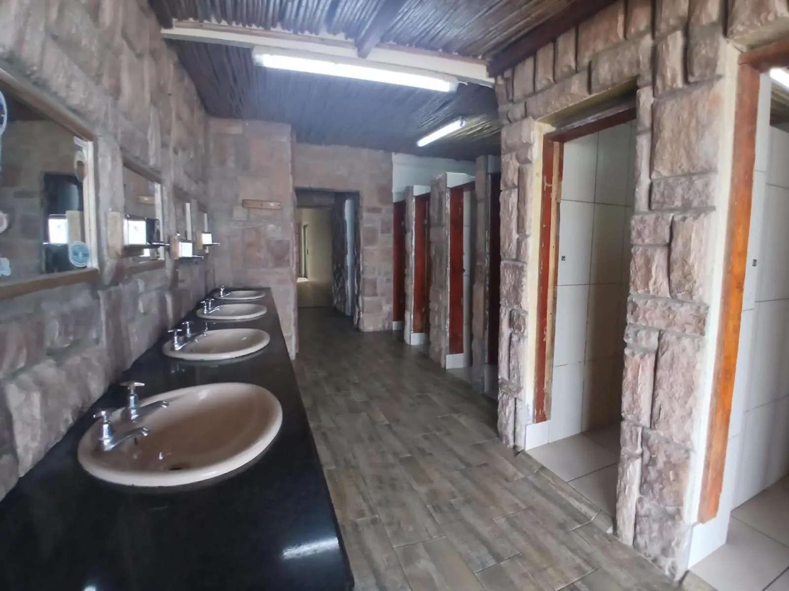 Island Vibe Backpackers Jeffreys Bay