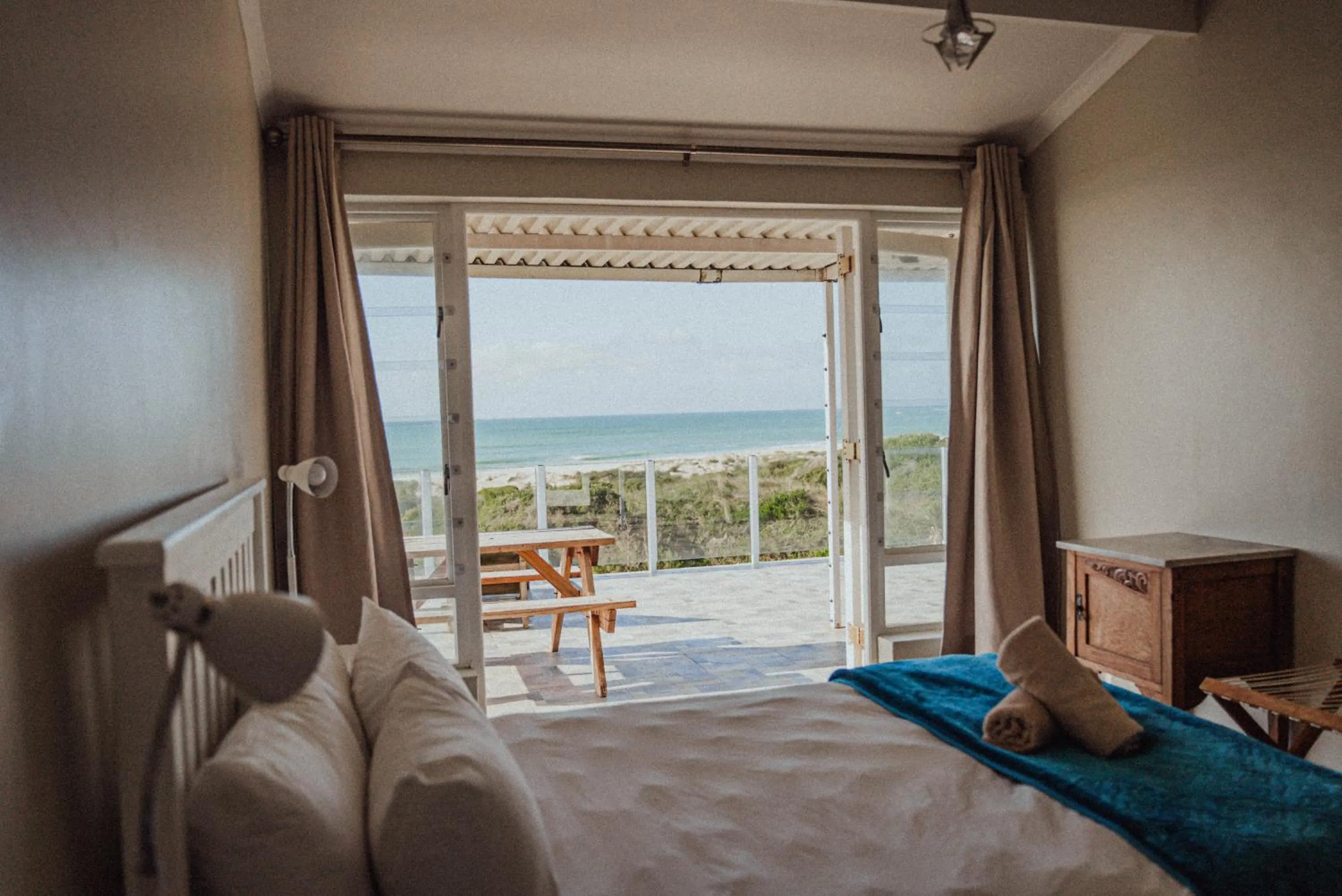 Bed in Island Vibe Backpackers Jeffreys Bay